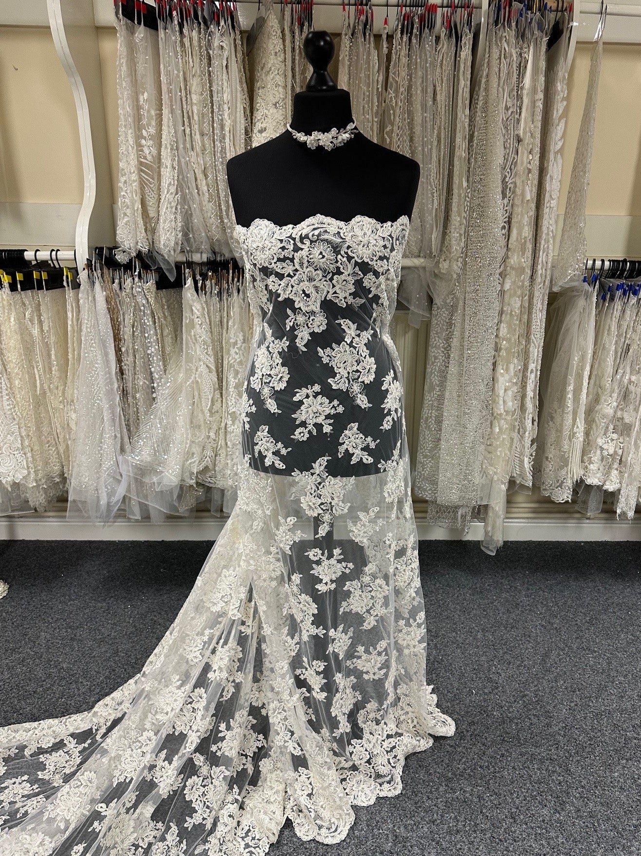 beaded lace fabric for wedding dresses White Beaded Sequin Lace Fabric Bridal Wedding Dress Lace, Luxury Embroidered Tulle