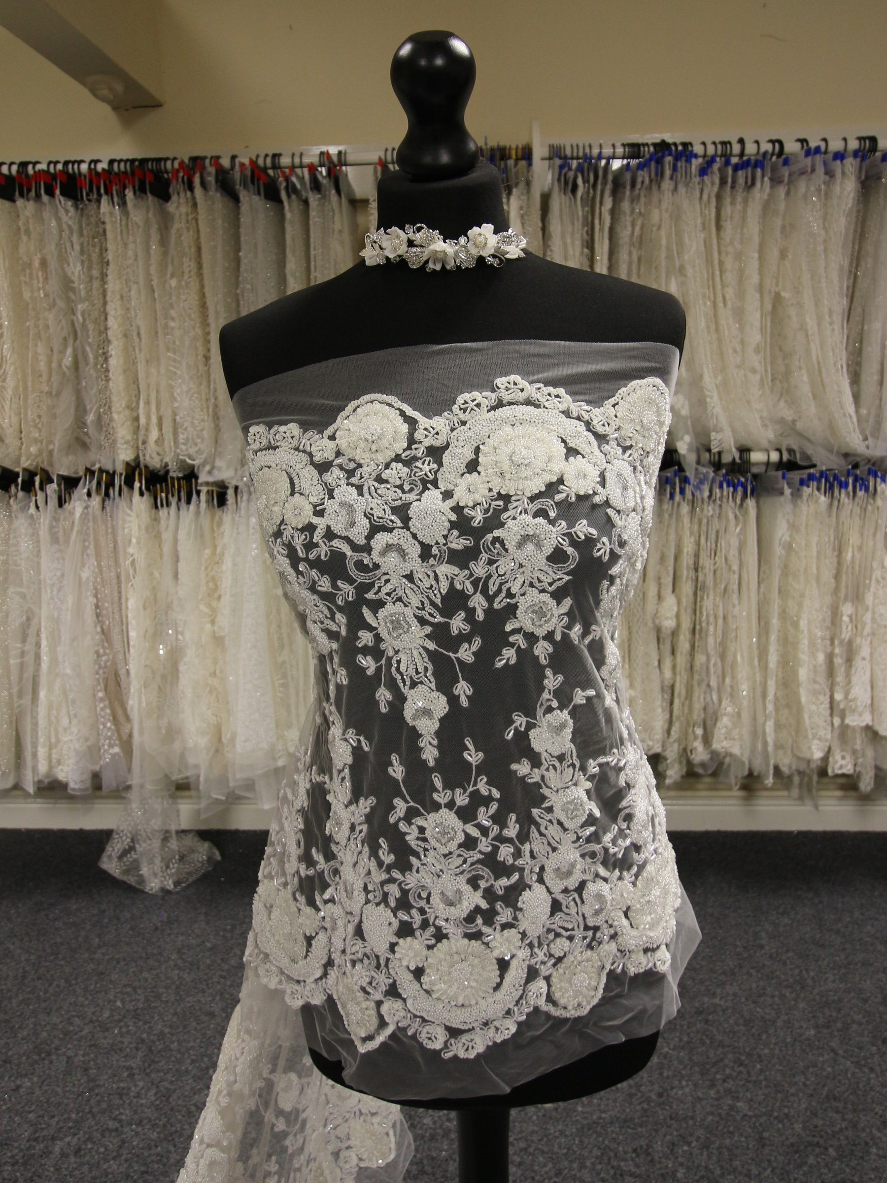 Ivory Beaded Lace - Salvadora