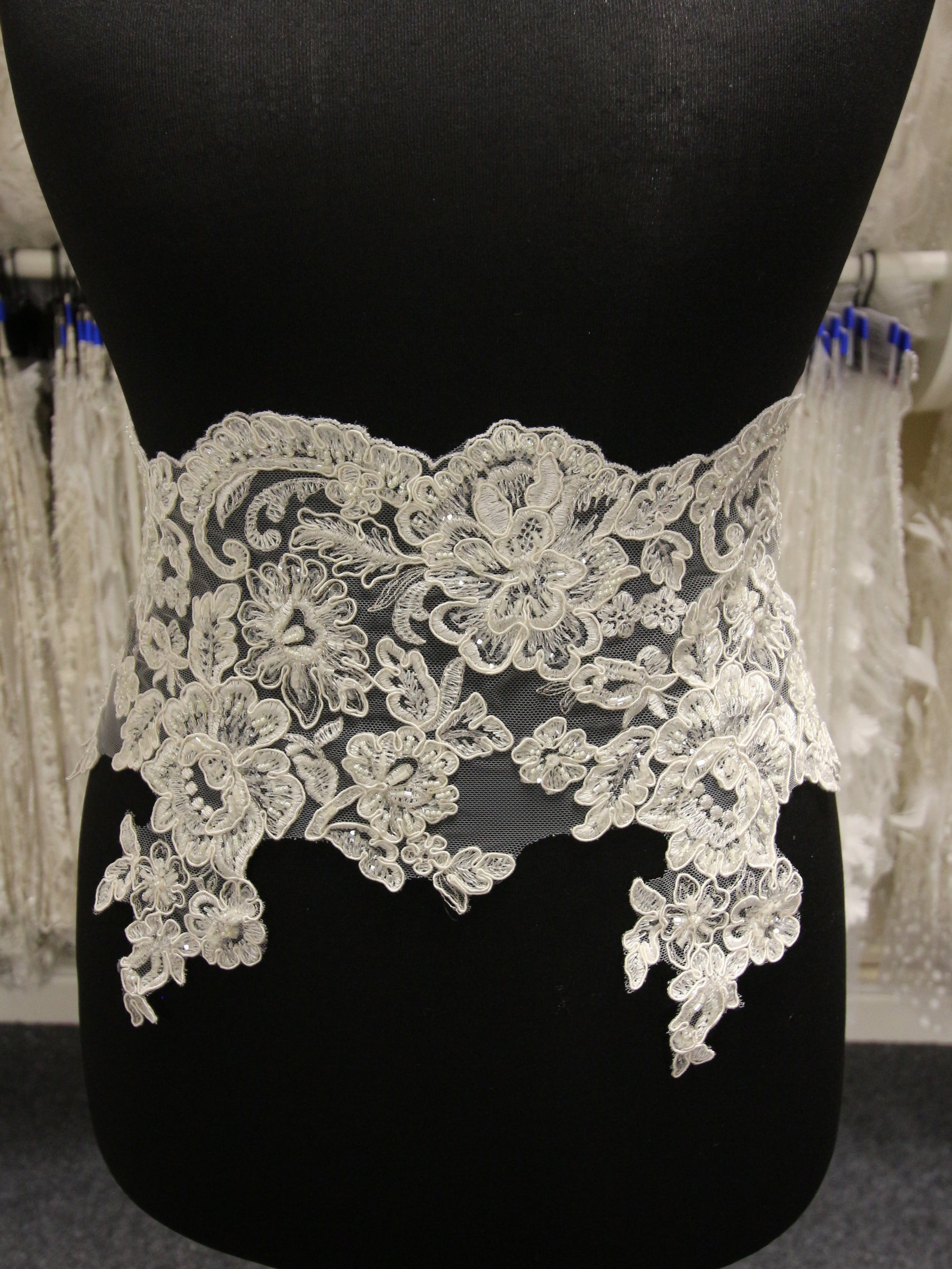 Ivory Beaded & Corded Lace Trim - Victoria