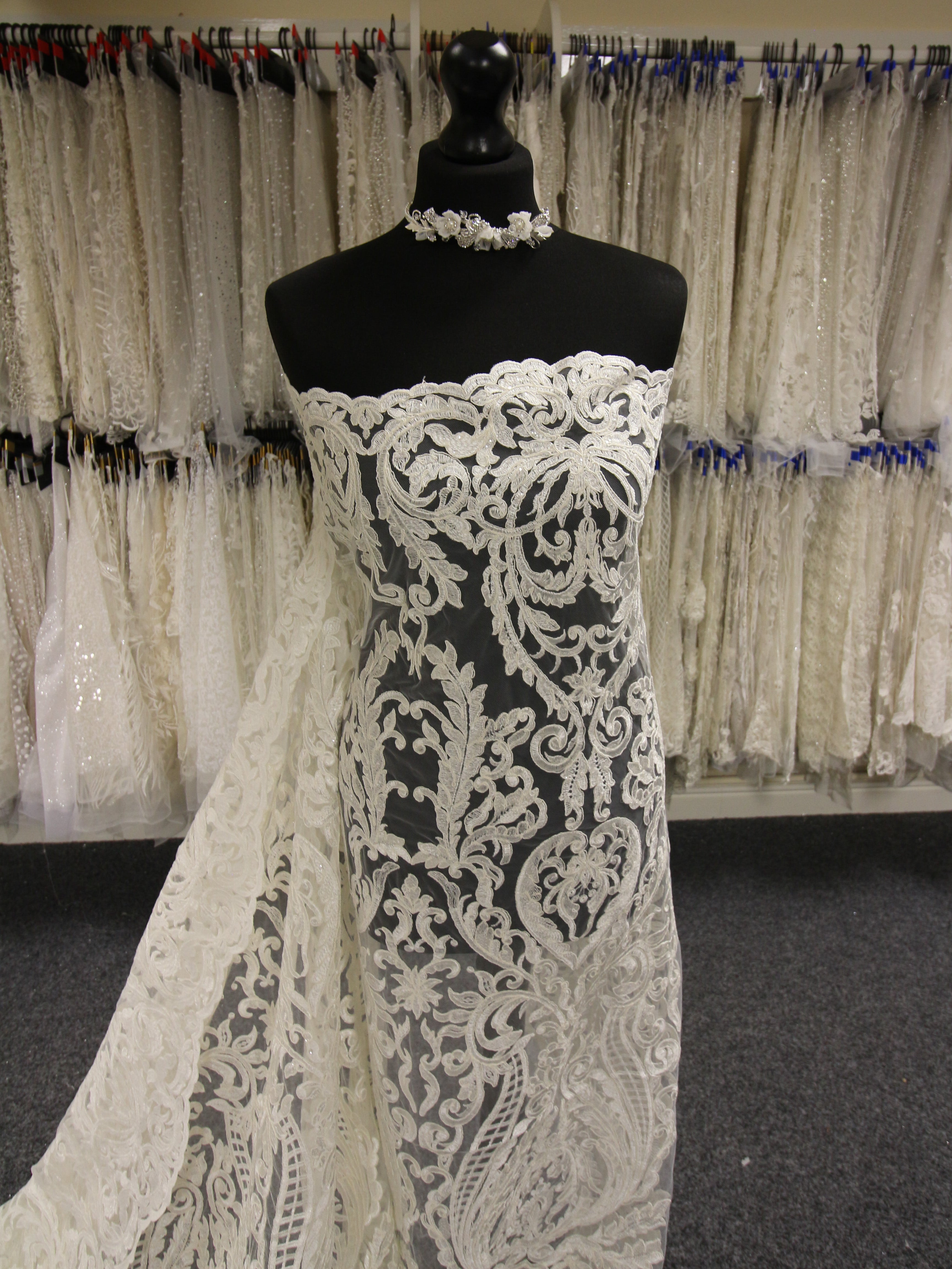 Ivory Corded Lace Harlinne