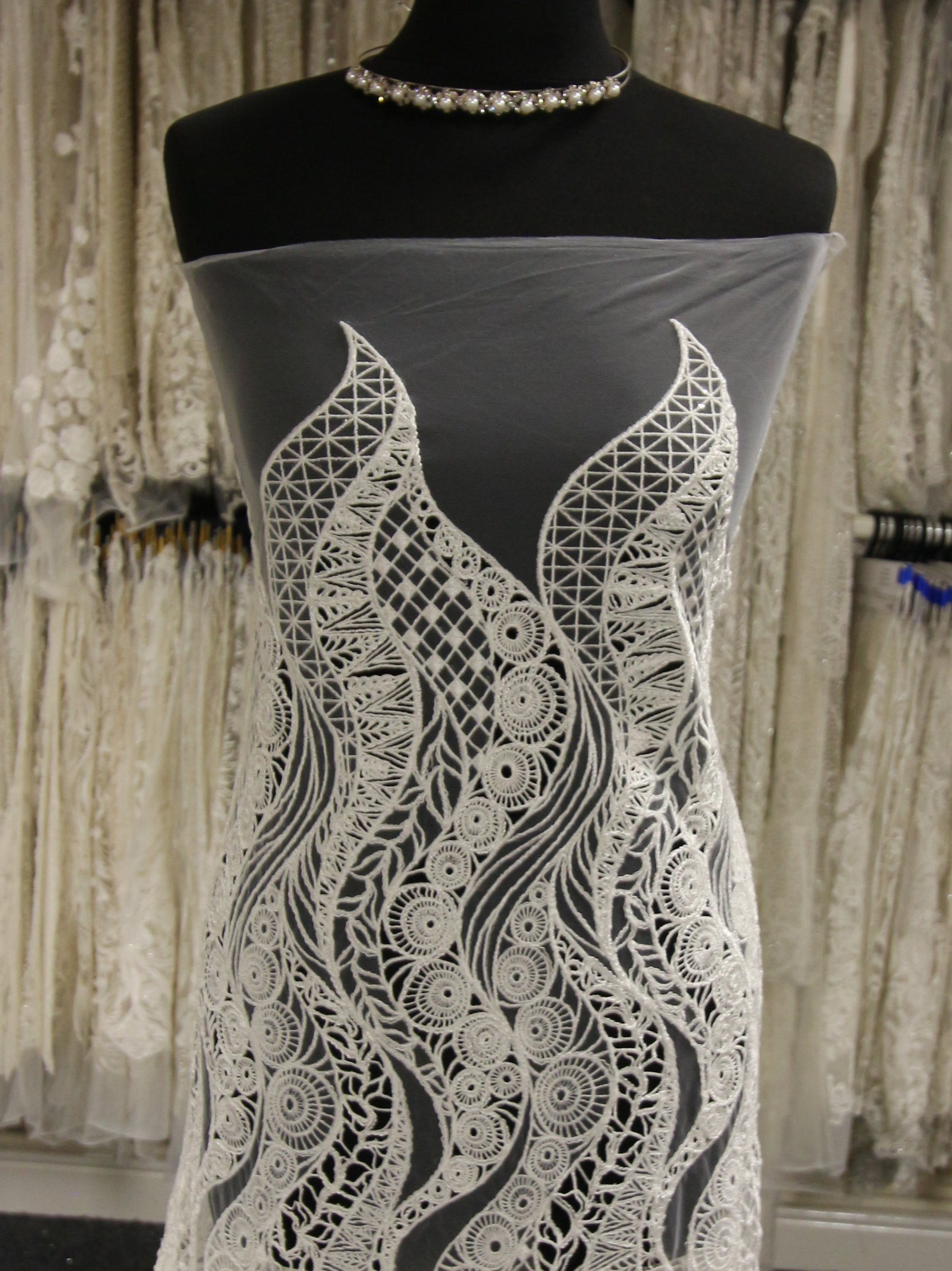 Ivory Embroidered Lace - Gianna