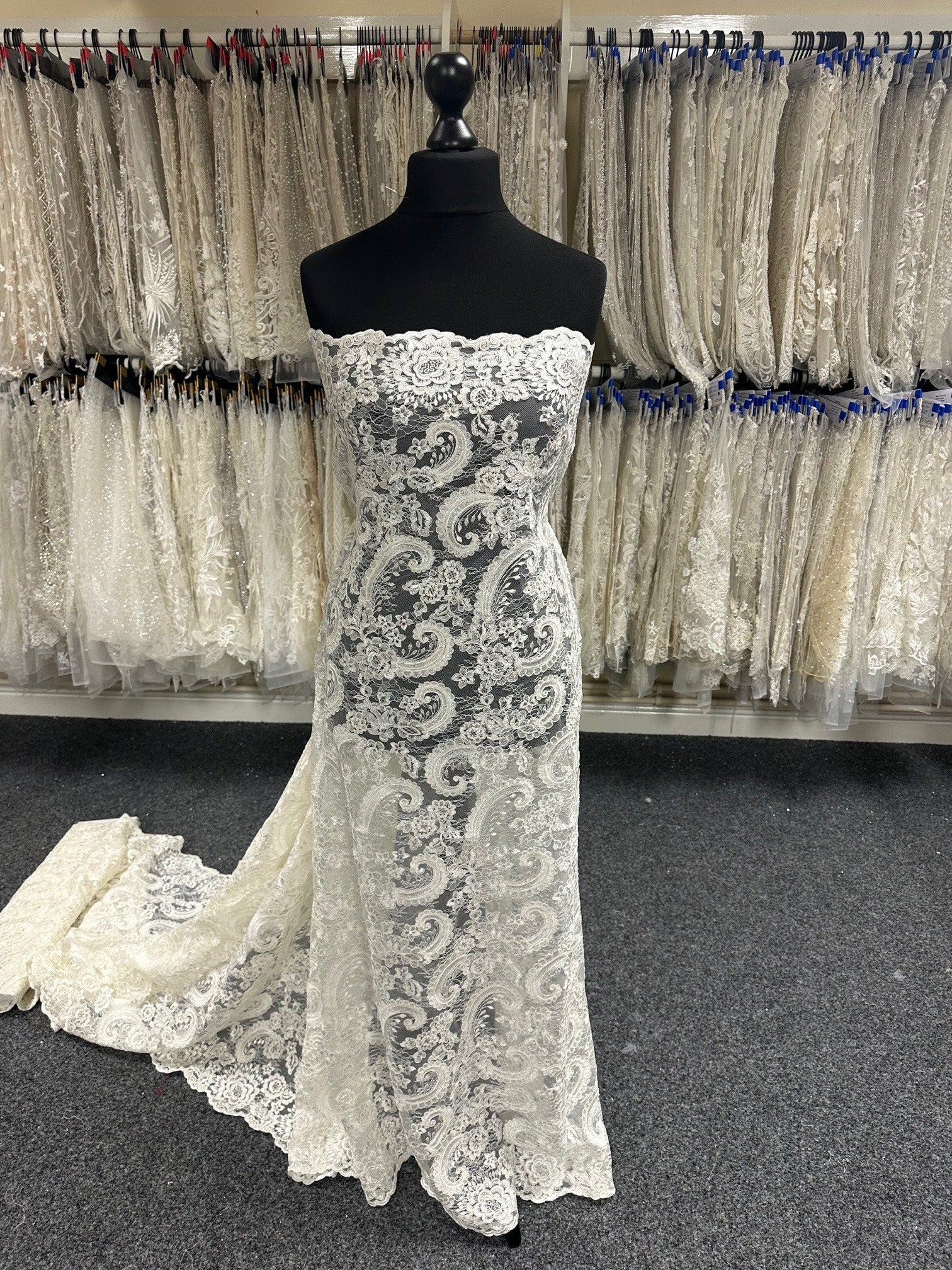 Ivory Corded Lace - Isla