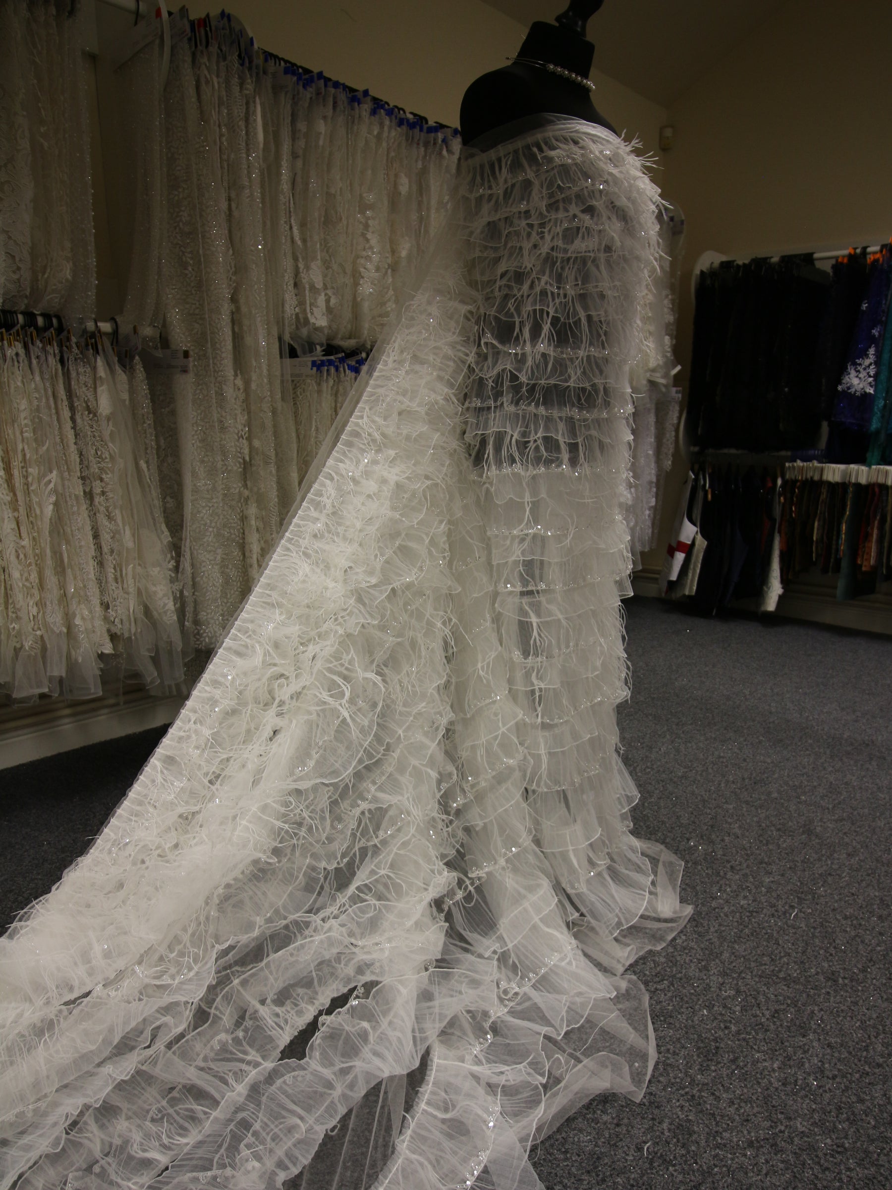 Ivory Pleated Feather Lace - Jules