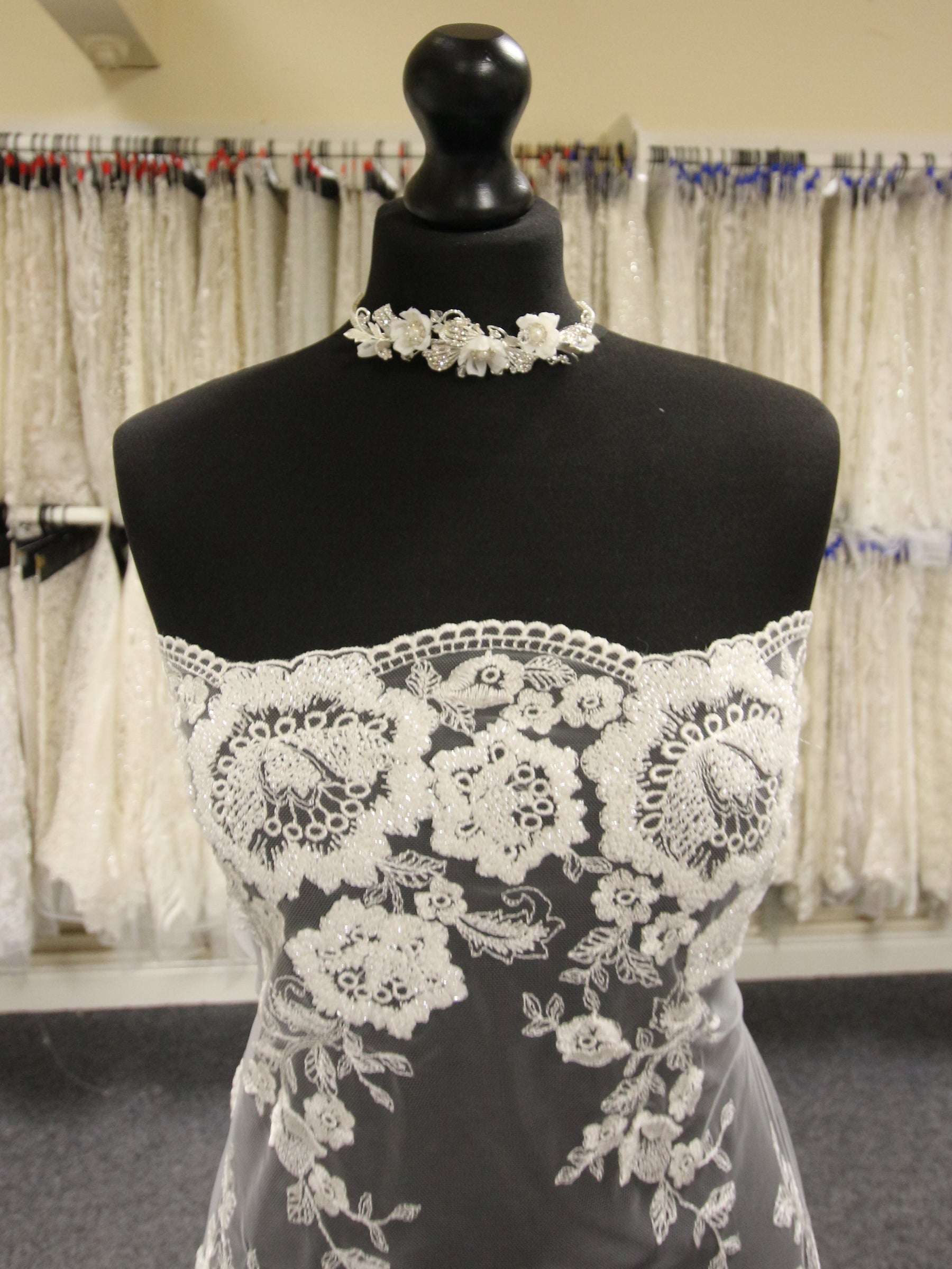 Ivory Beaded Lace - Melinda