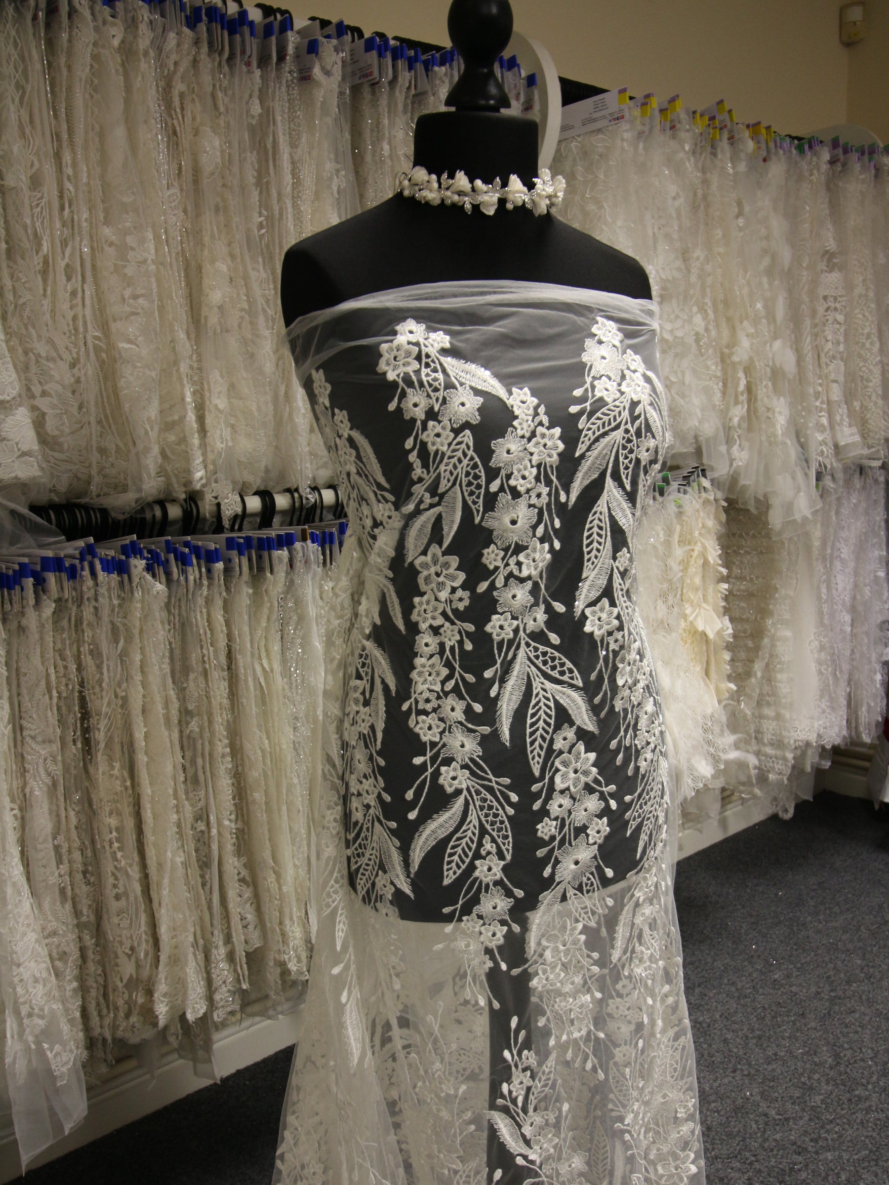 Ivory Embroidery Lace - Monaco