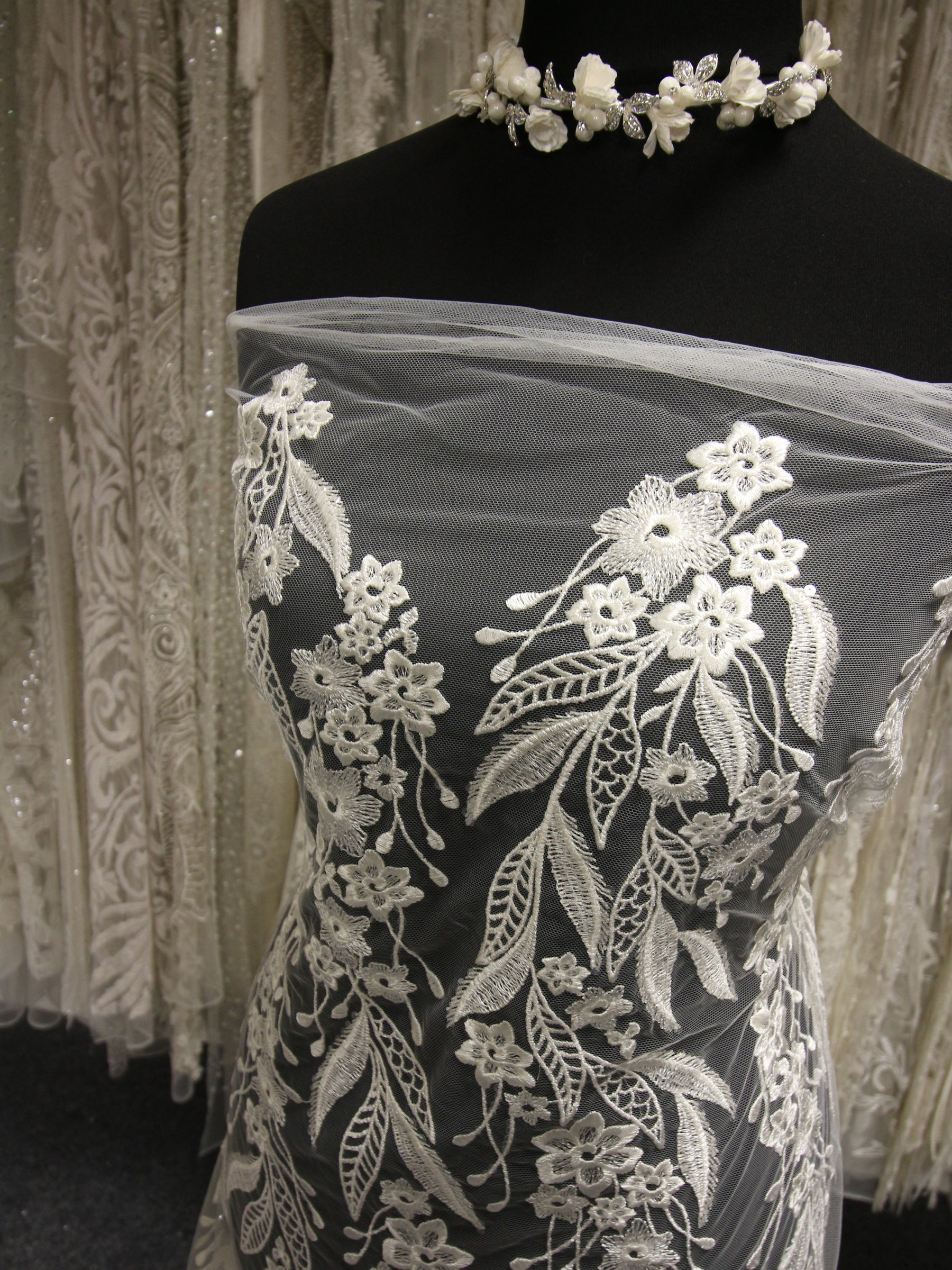 Ivory Embroidery Lace - Monaco