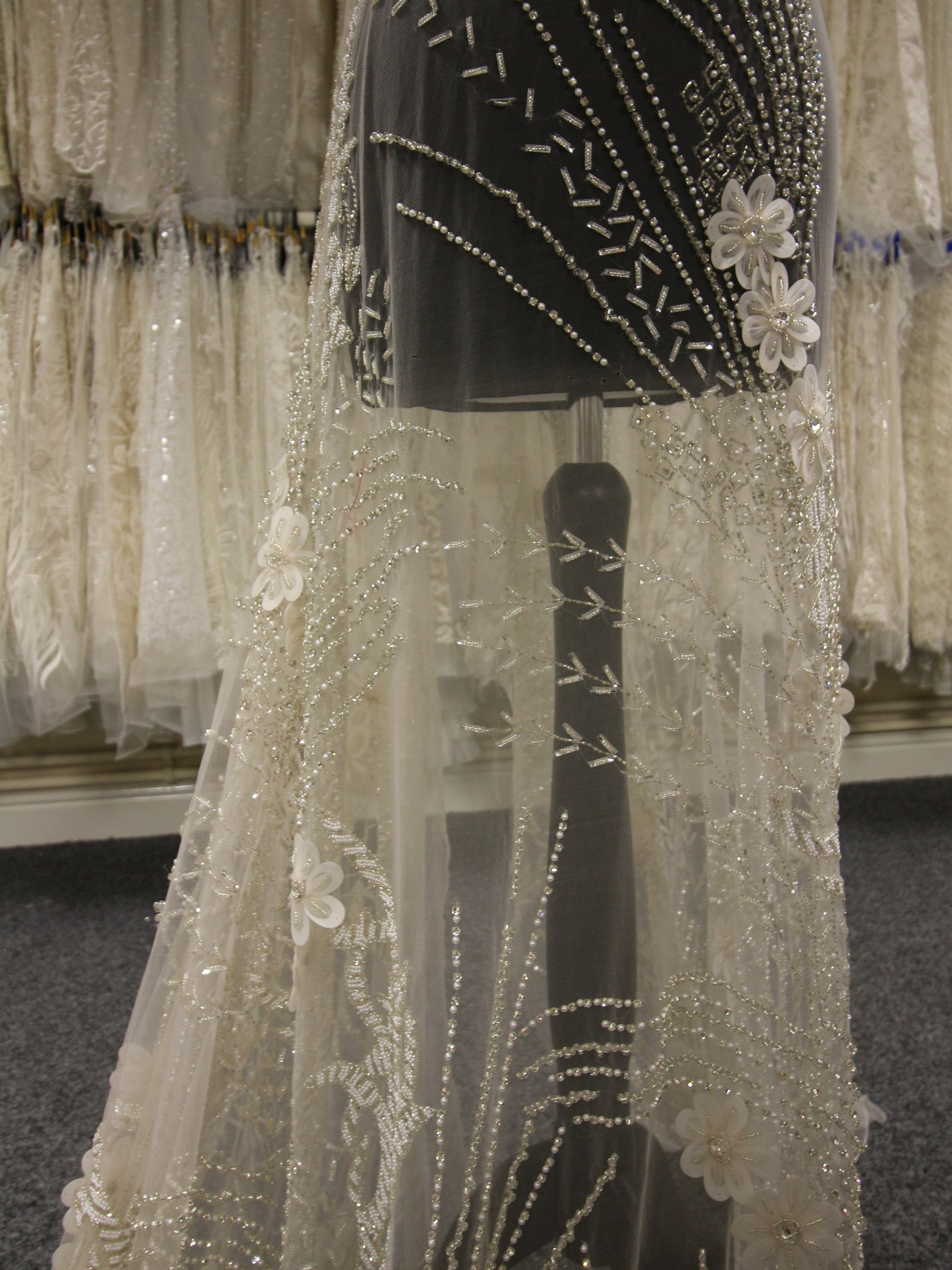 Ivory Lace - Sutton