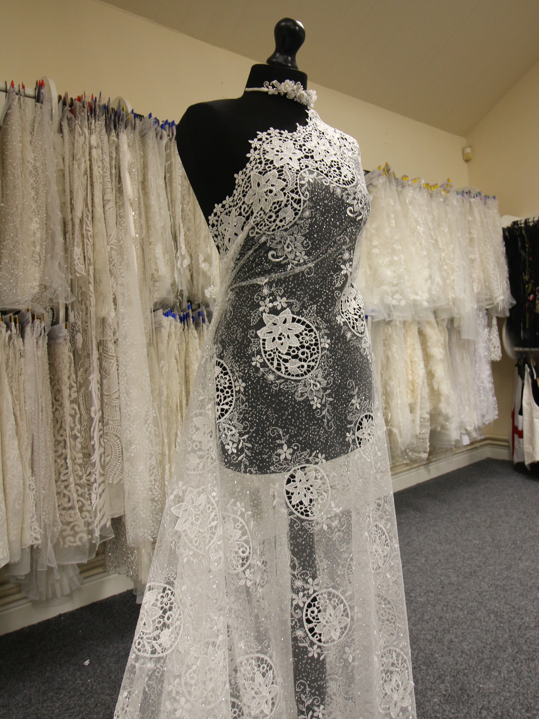 Ivory Guipure Lace – Tessa