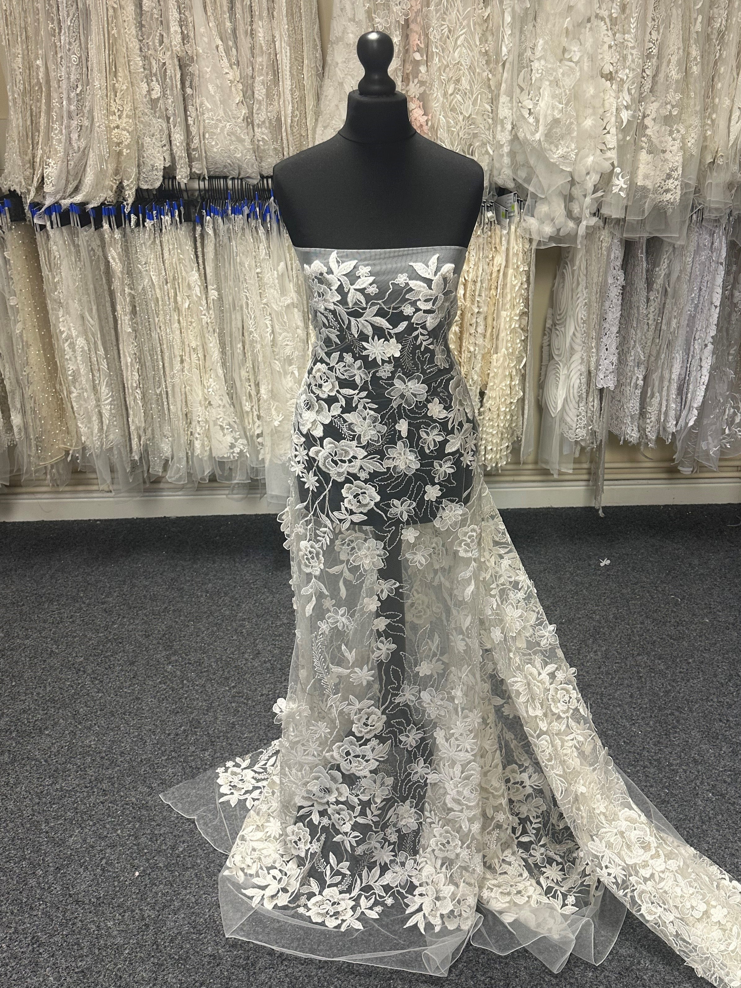 Ivory Embroidered 3D Lace - Willamena Ivory Embroidered 3D Lace - Willamena