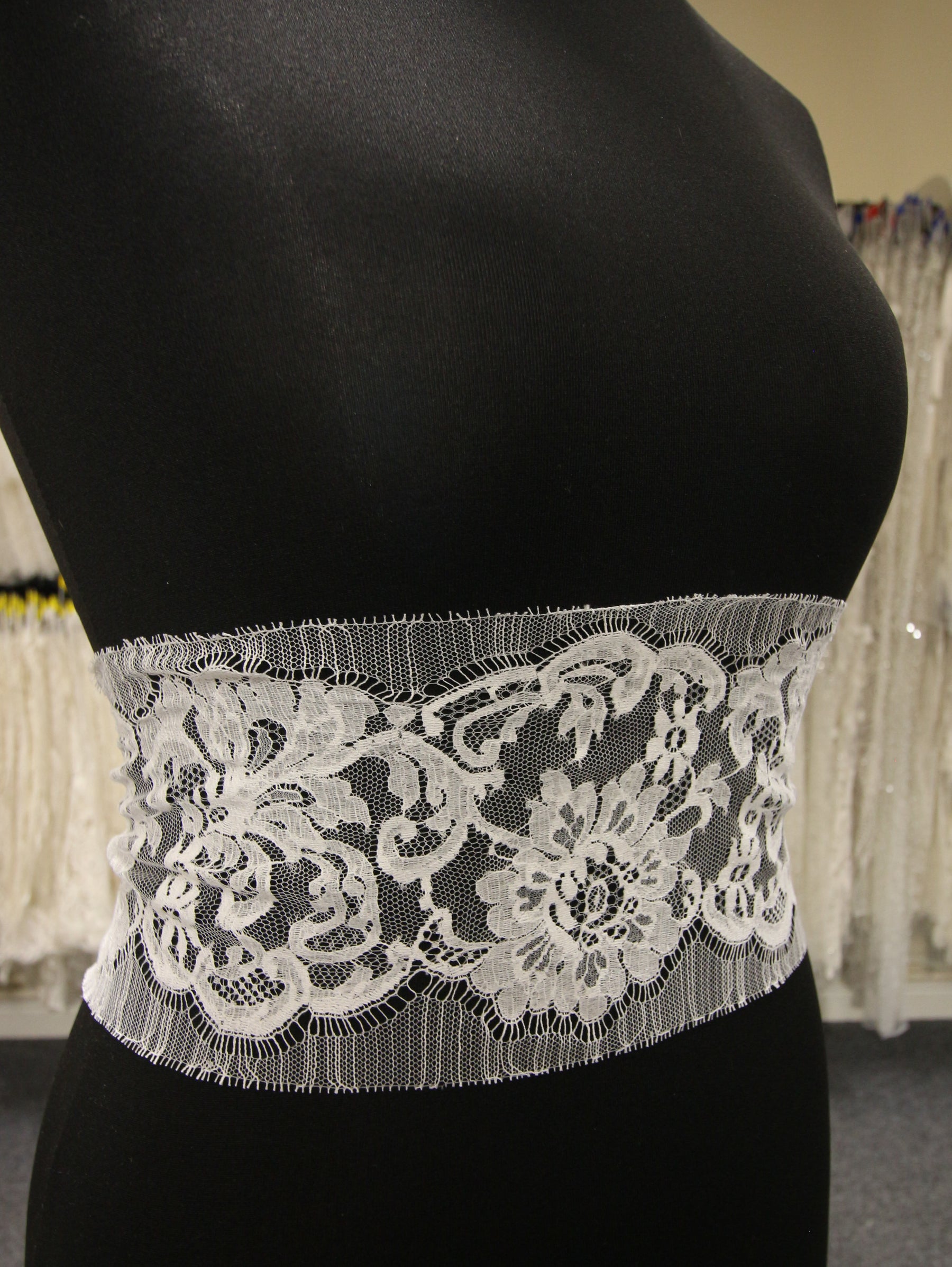Ivory Chantilly Lace Trim - Hadiza