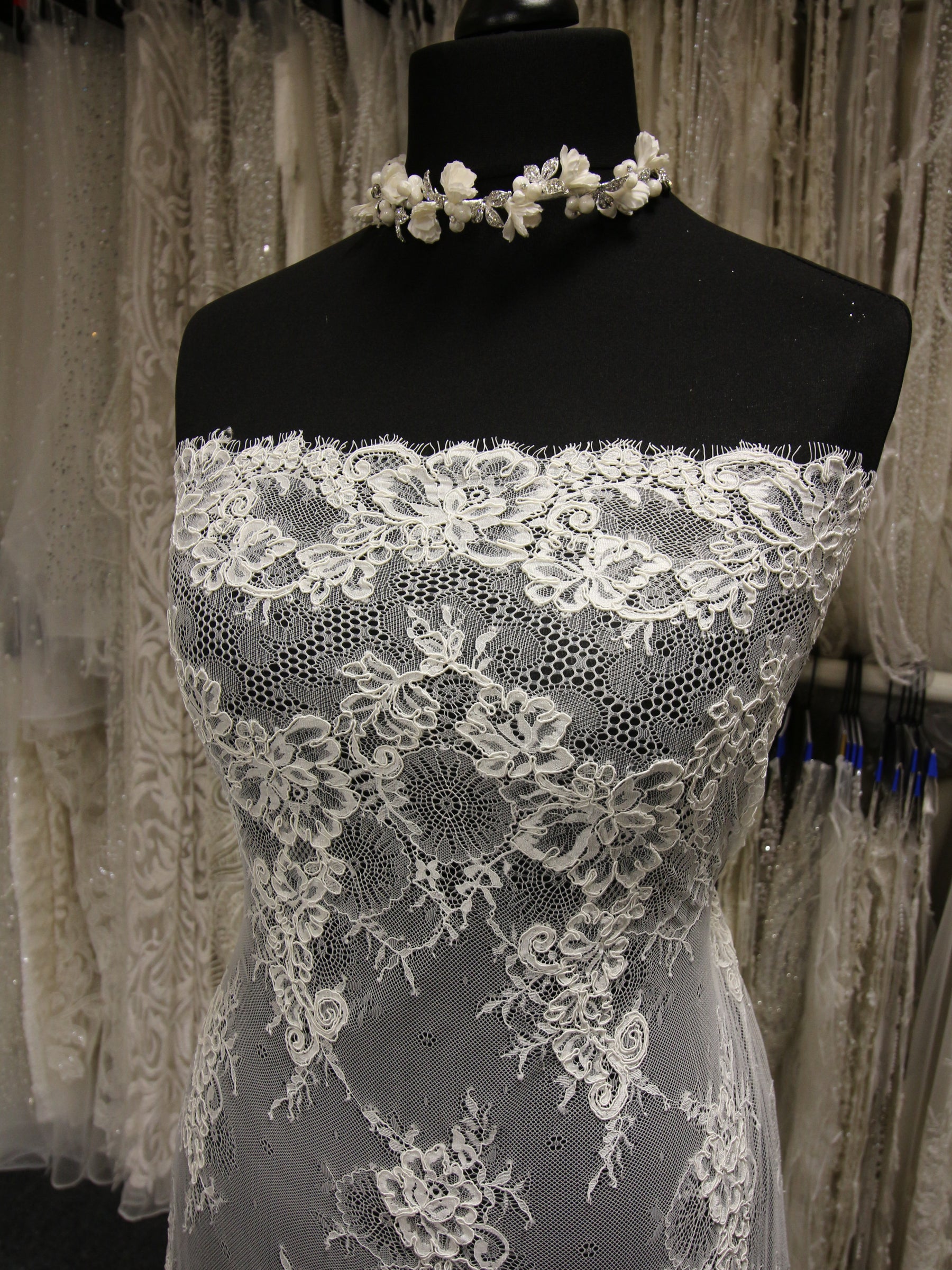 Ivory Corded Lace - Alice