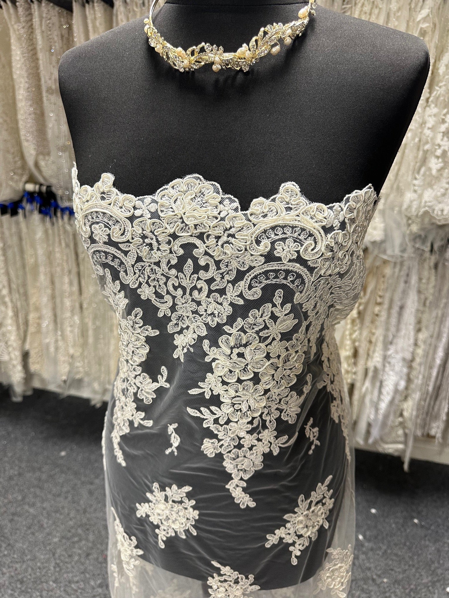 Ivory Corded Lace - Belinda