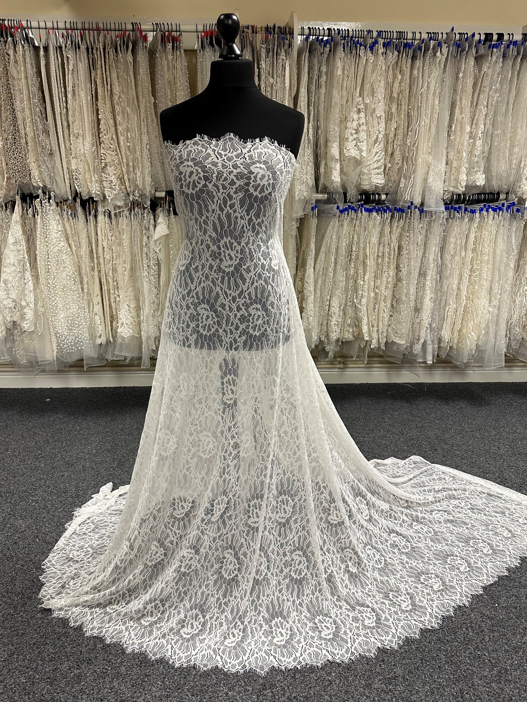 Ivory Corded Raschel Lace - Lesidi