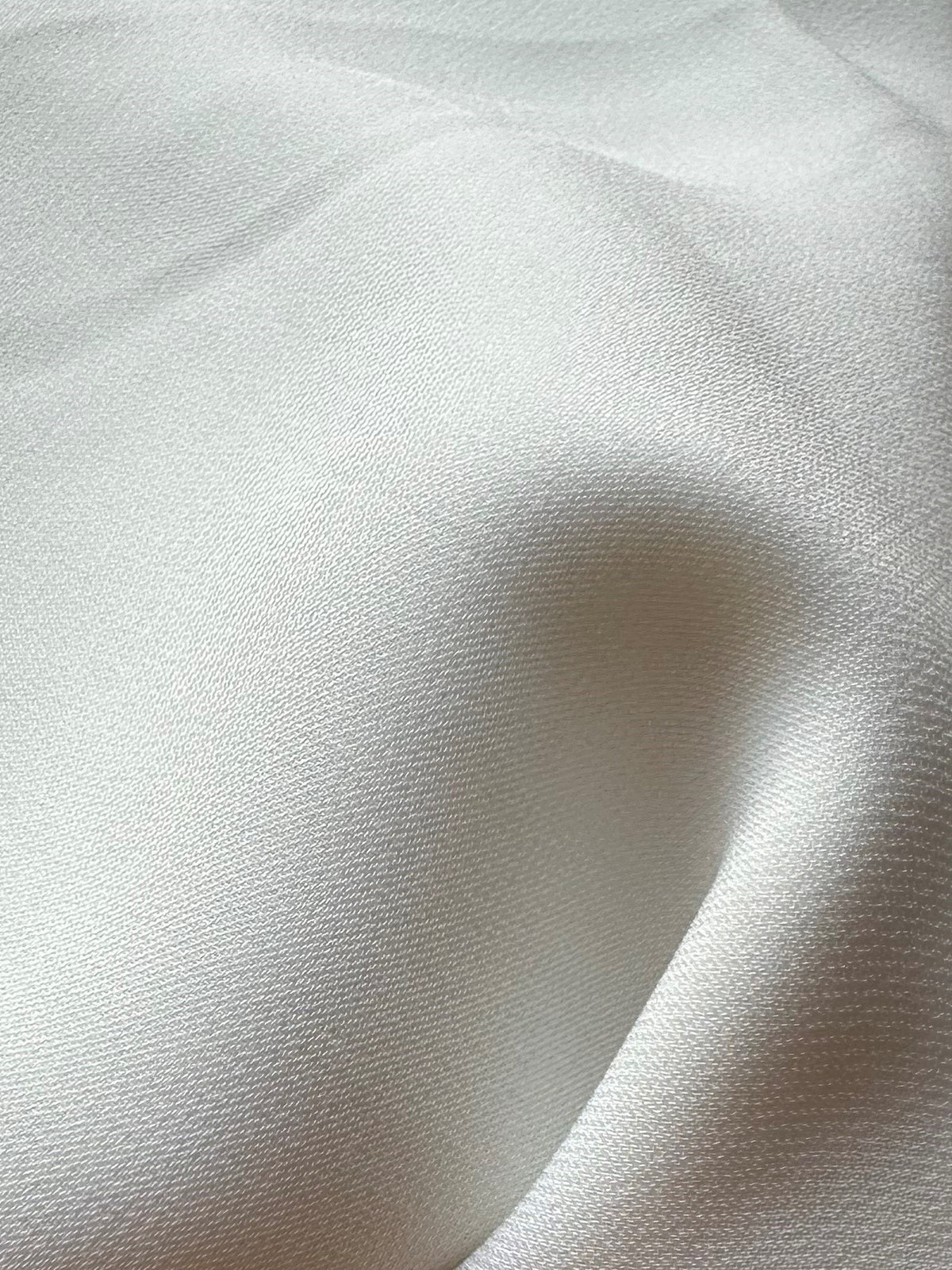 Ivory Viscose Double Georgette (130cm/52") - Consideration
