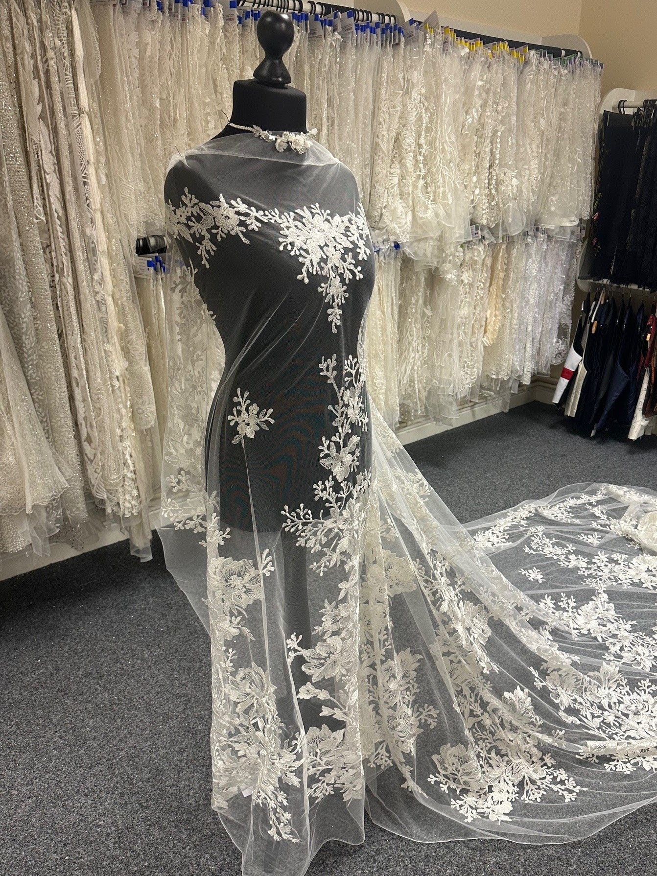 Ivory Embroidered Lace - Fontaine Ivory Embroidered Lace - Fontaine