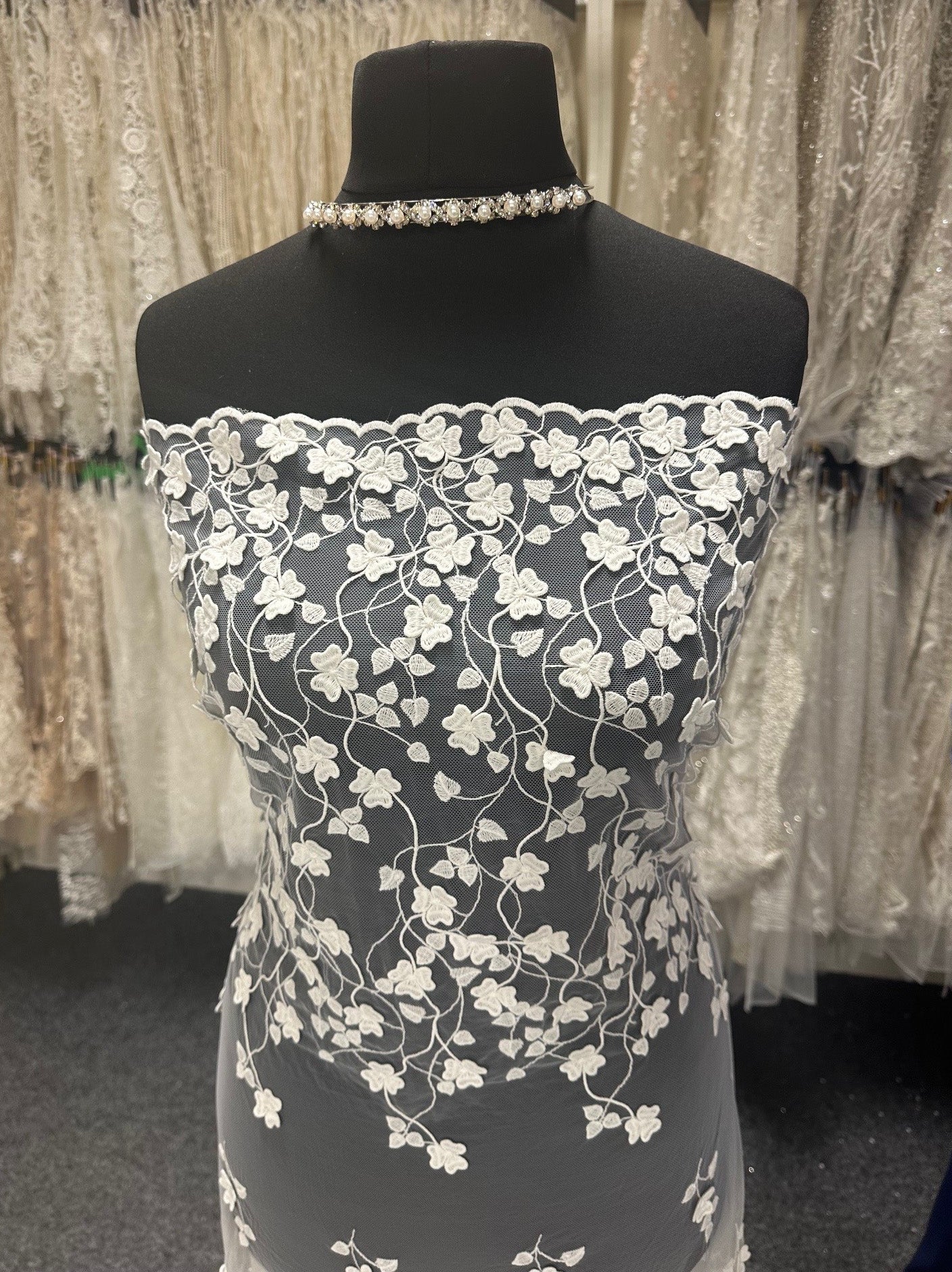 Ivory 3D Embroidered Lace - Catriona