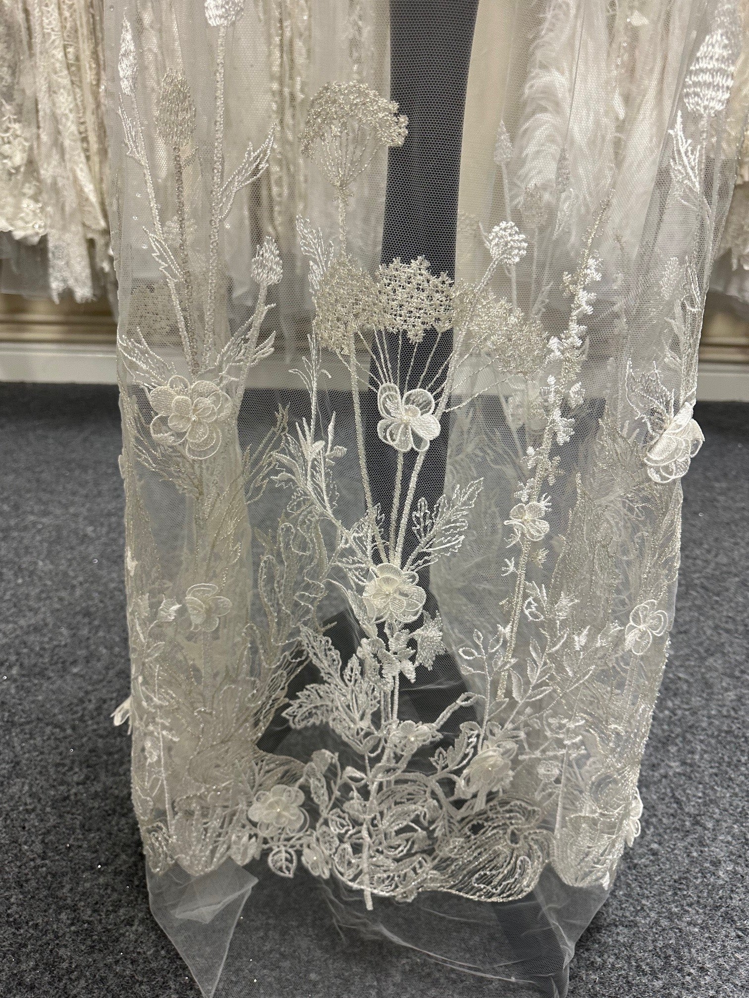 Ivory 3D Lace - Fernando