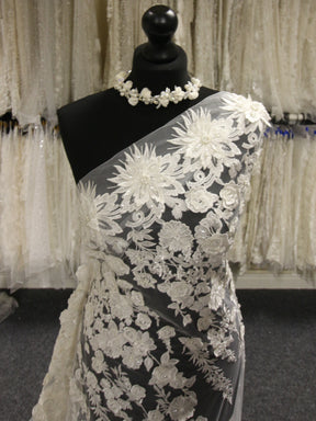 Ivory Embroidered Lace - Alessia