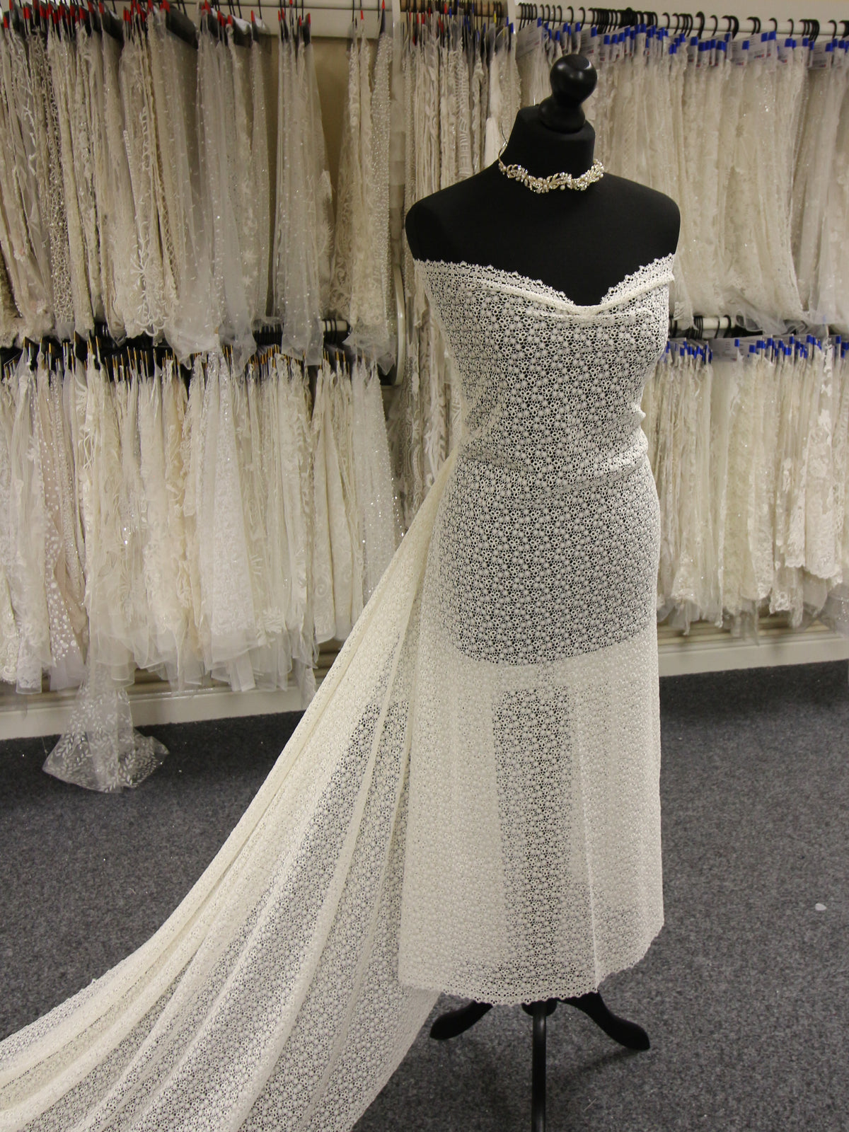 Ivory Guipure Lace - Judina