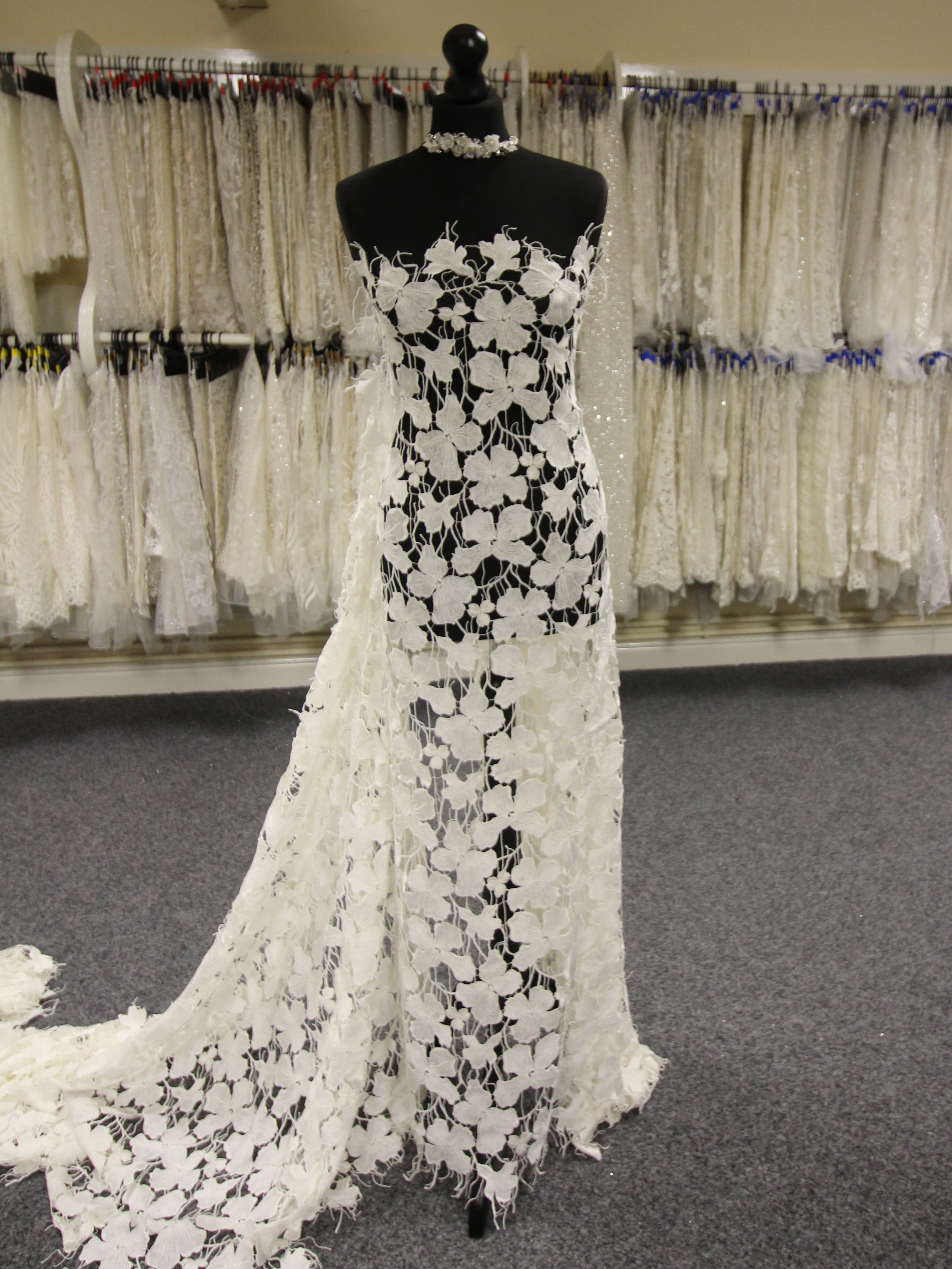 Ivory Italian Embroidery Lace