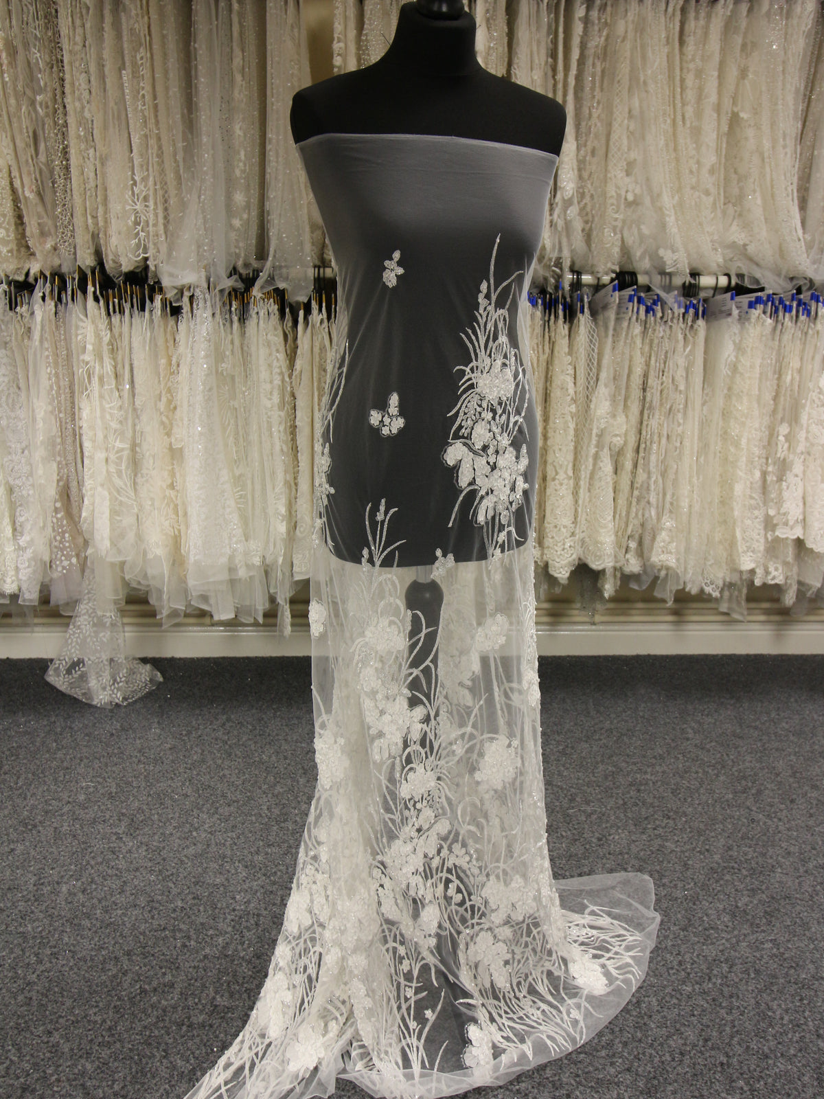 Ivory Laser Embroidered Lace - Cruz