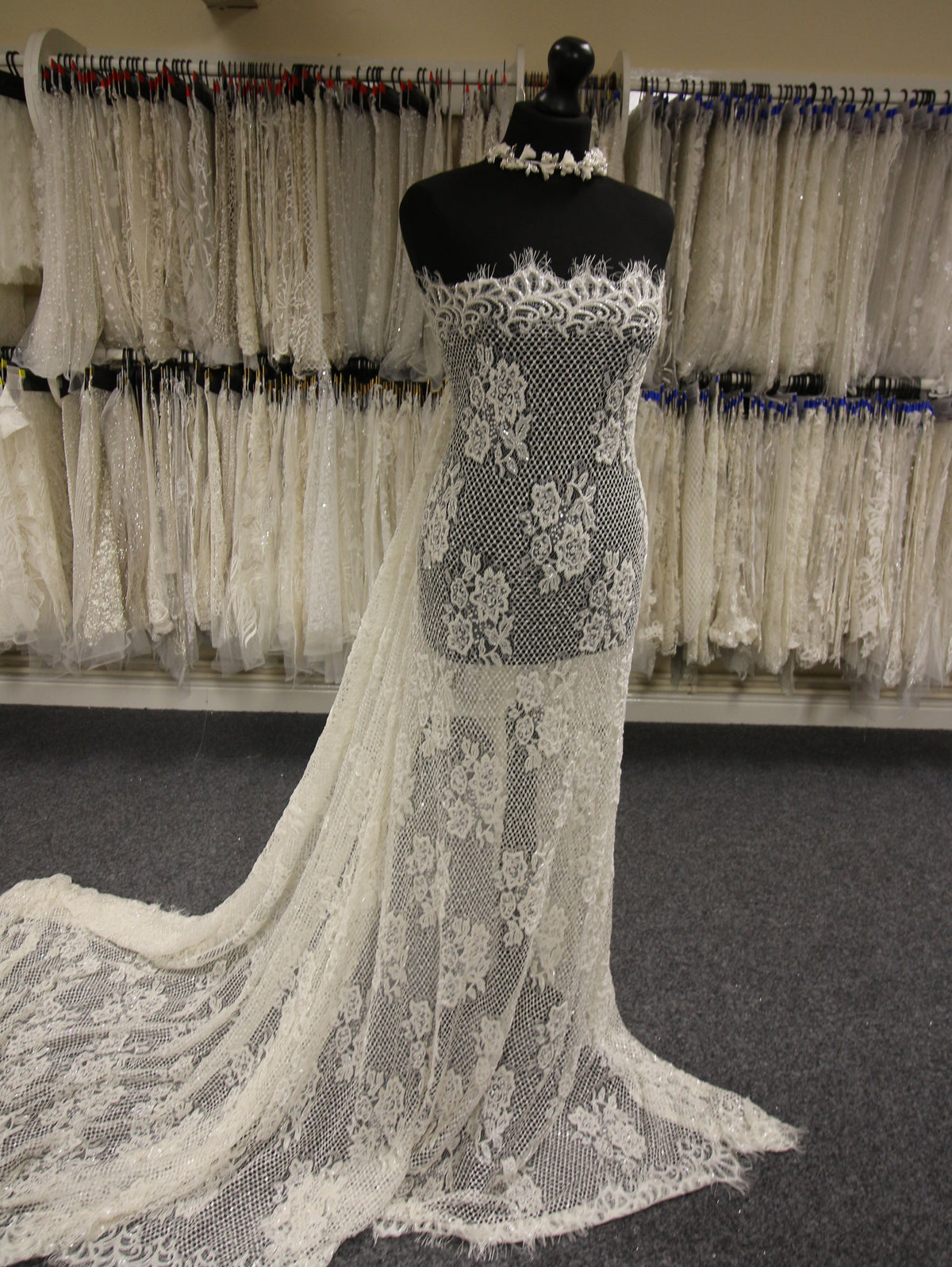 Ivory Beaded Lace - Dagmar