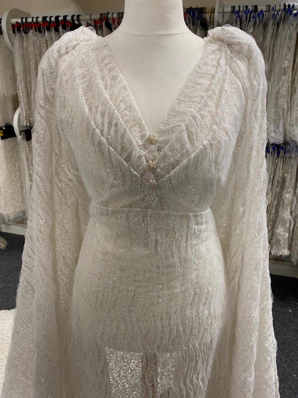 Ivory Couture Lace - Empanda