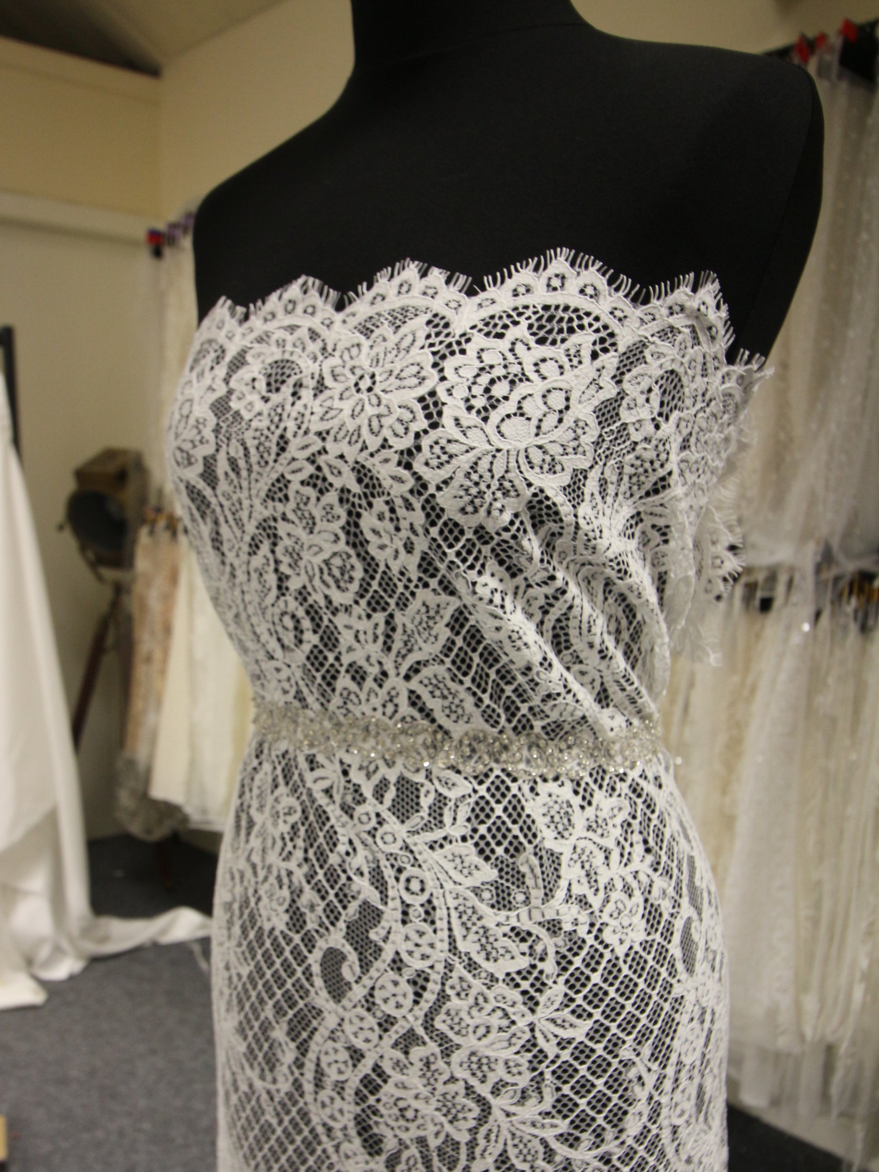 Ivory Raschel Lace - Gregorie