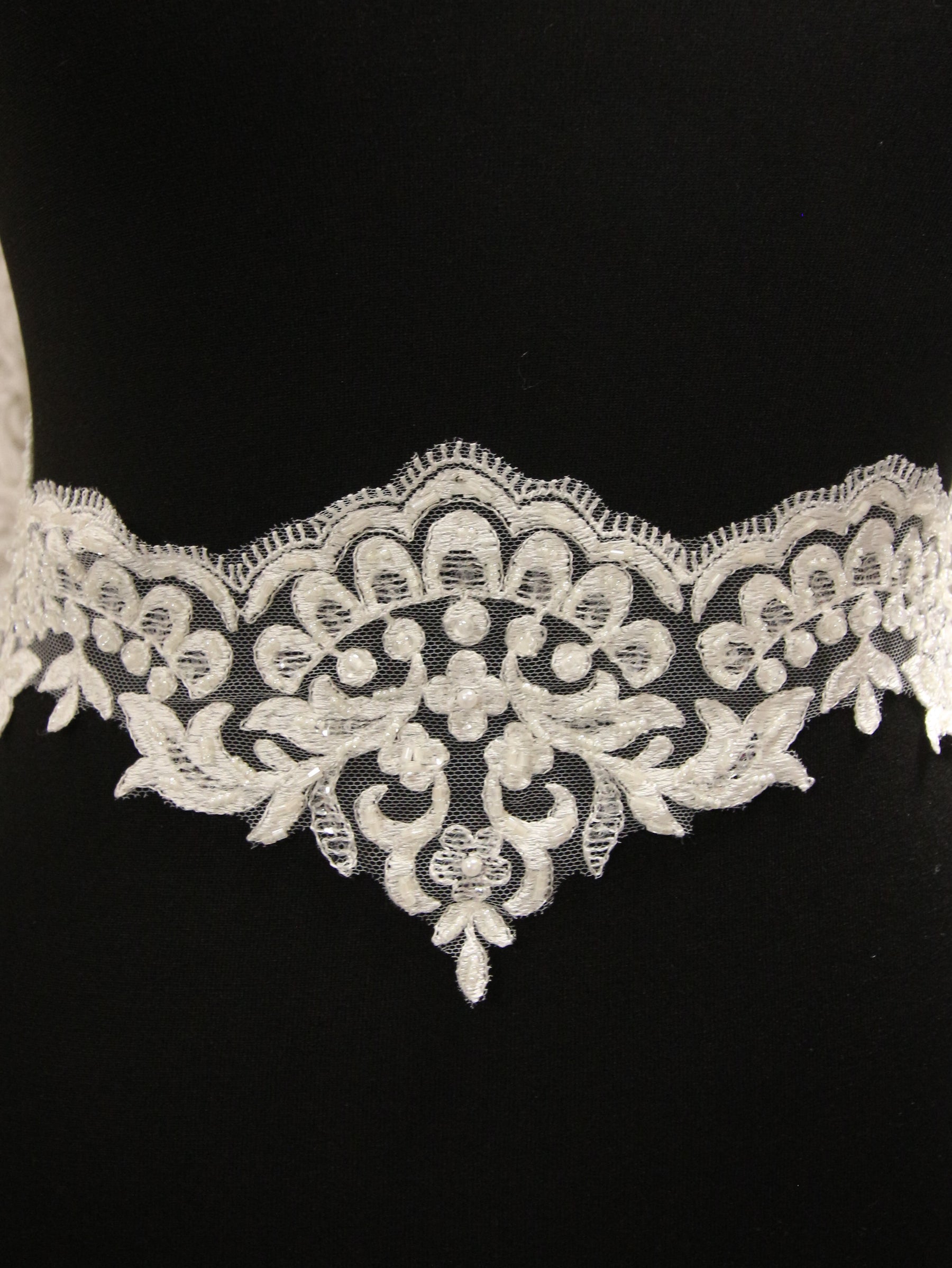 Ivory Beaded Lace Trim - Ava