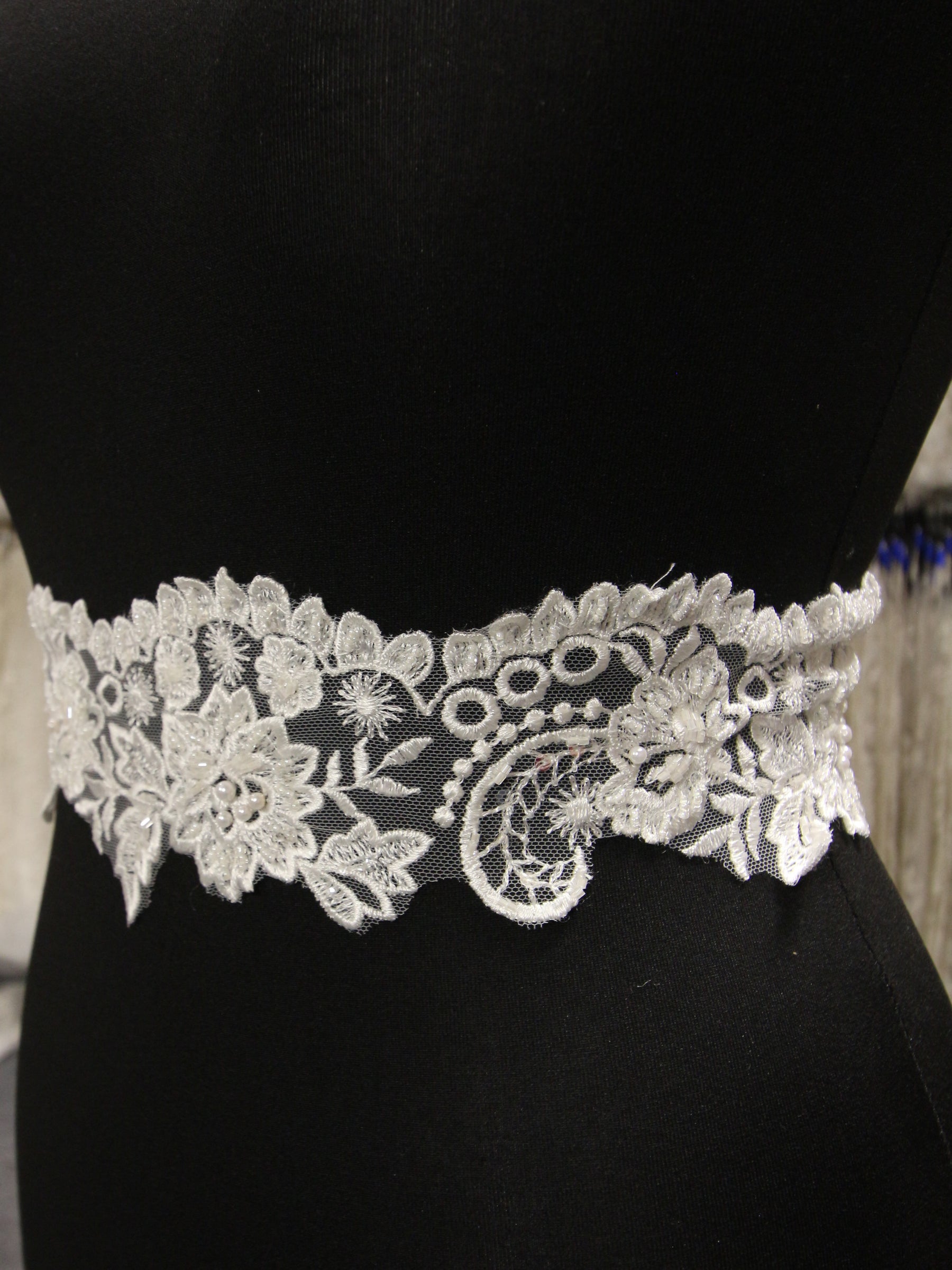 Ivory Beaded Lace Trim - Helma