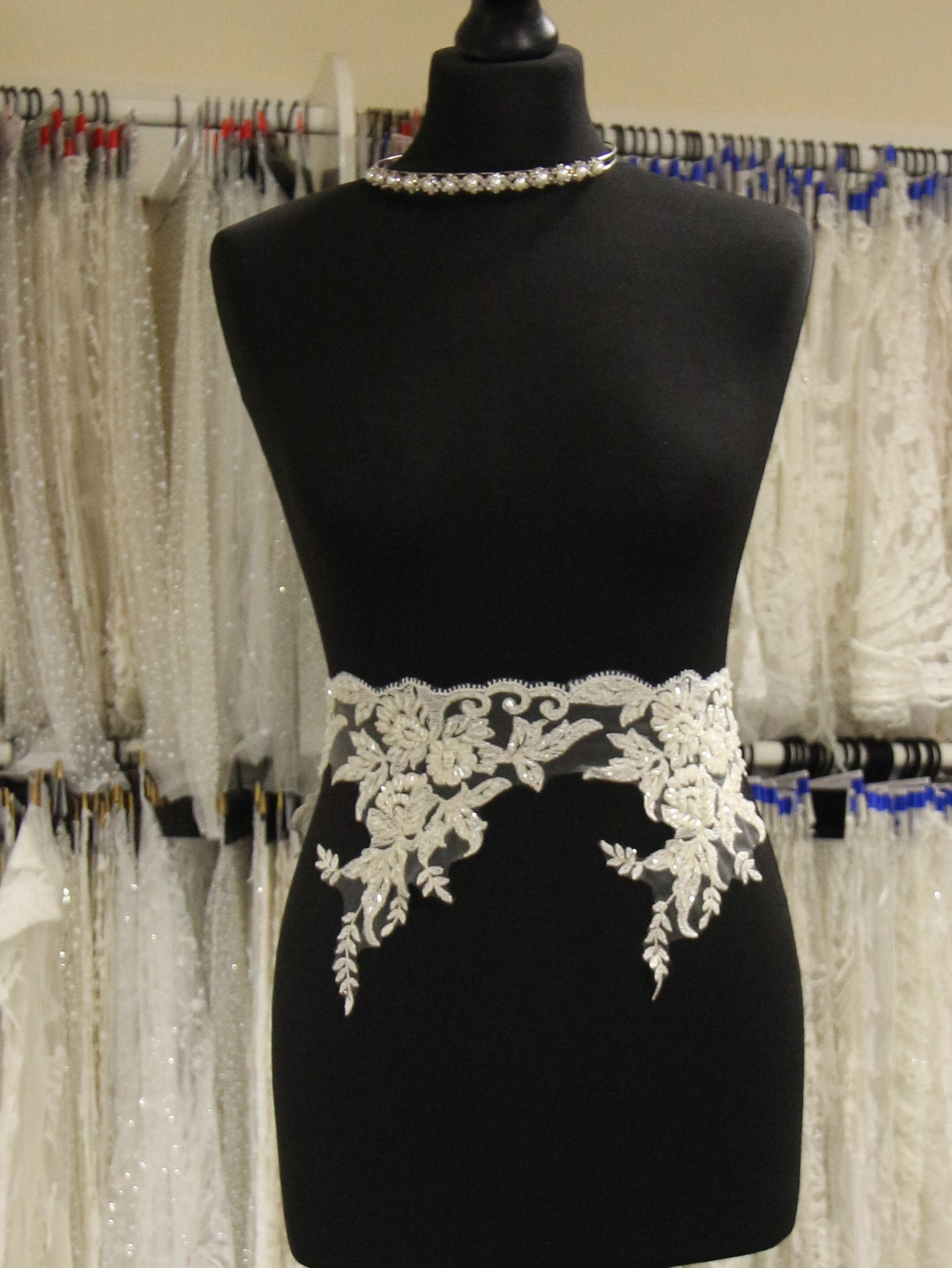 Ivory Beaded Lace Trim