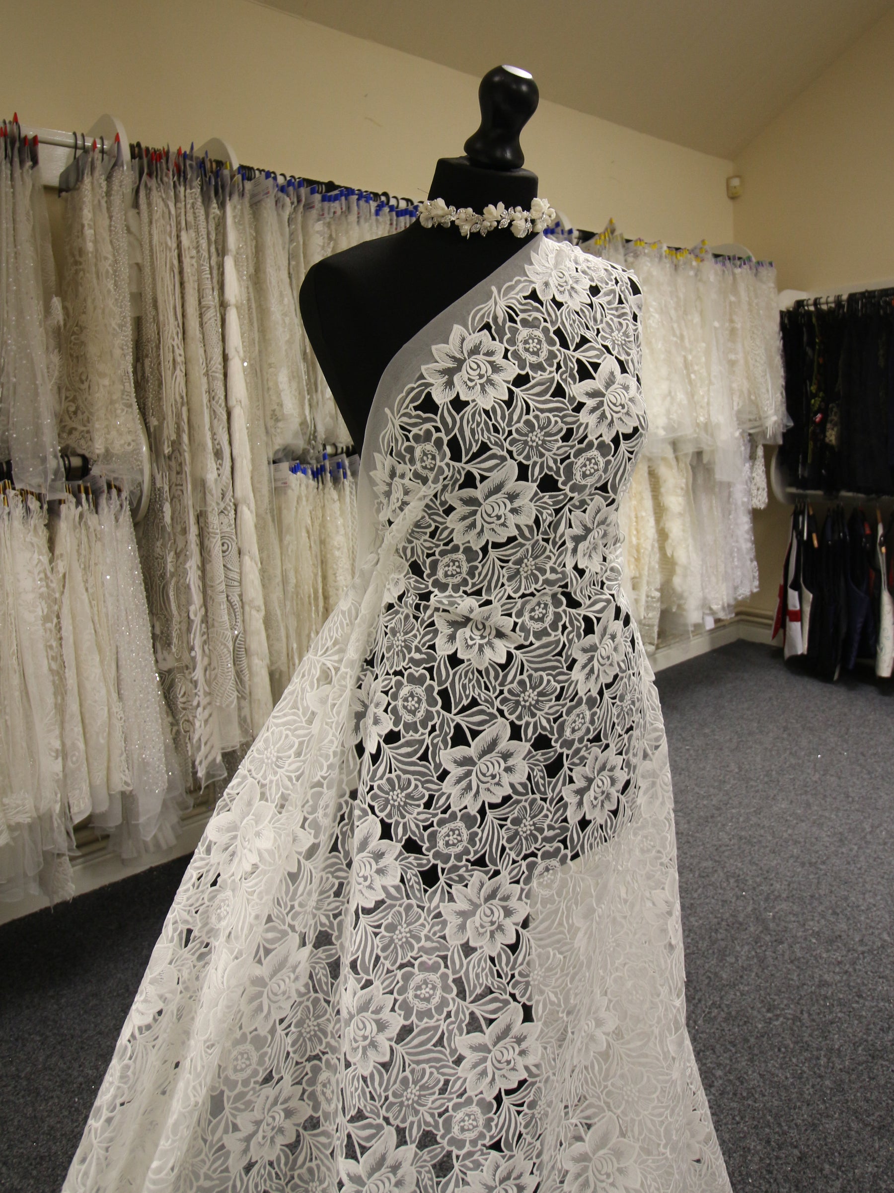 Ivory Floral Lace - Hermosa