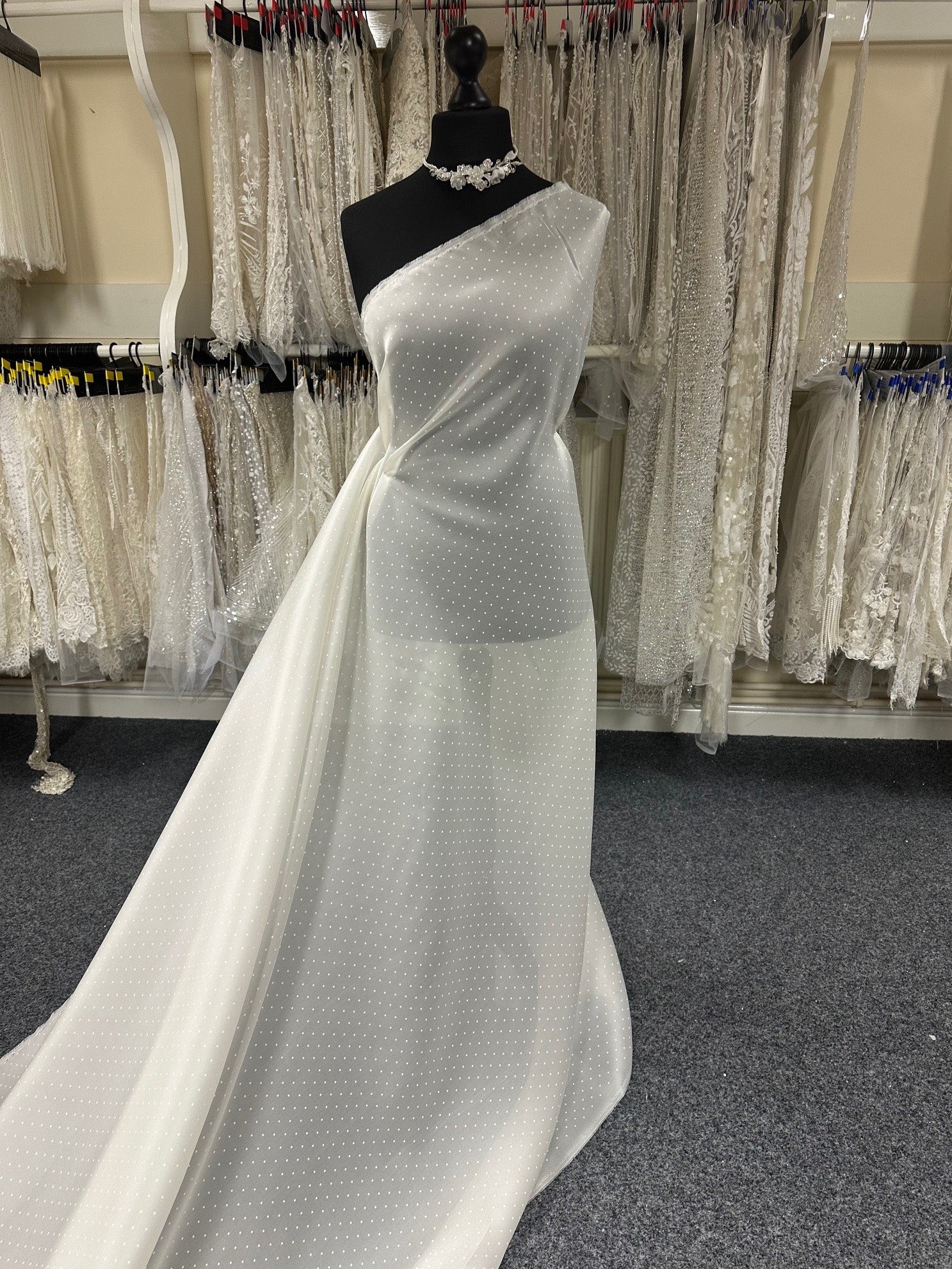 Ivory Silk Organza with Polka Dot Print - Punto