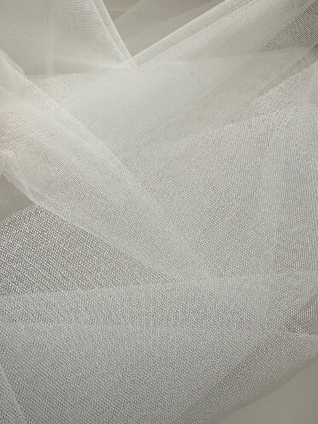 Ivory Stretch Tulle - Landscape