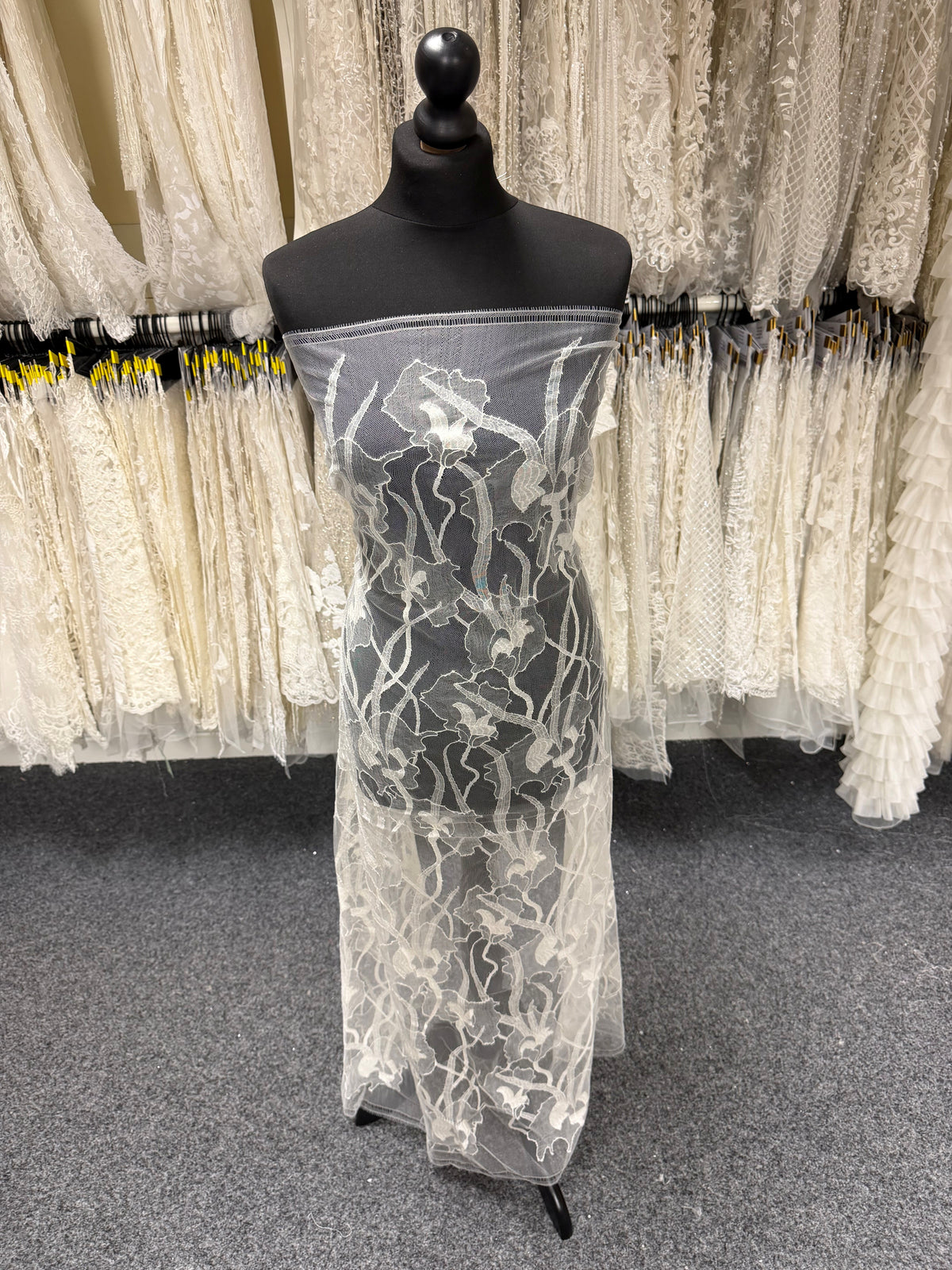 Ivory French Lace - LA2009