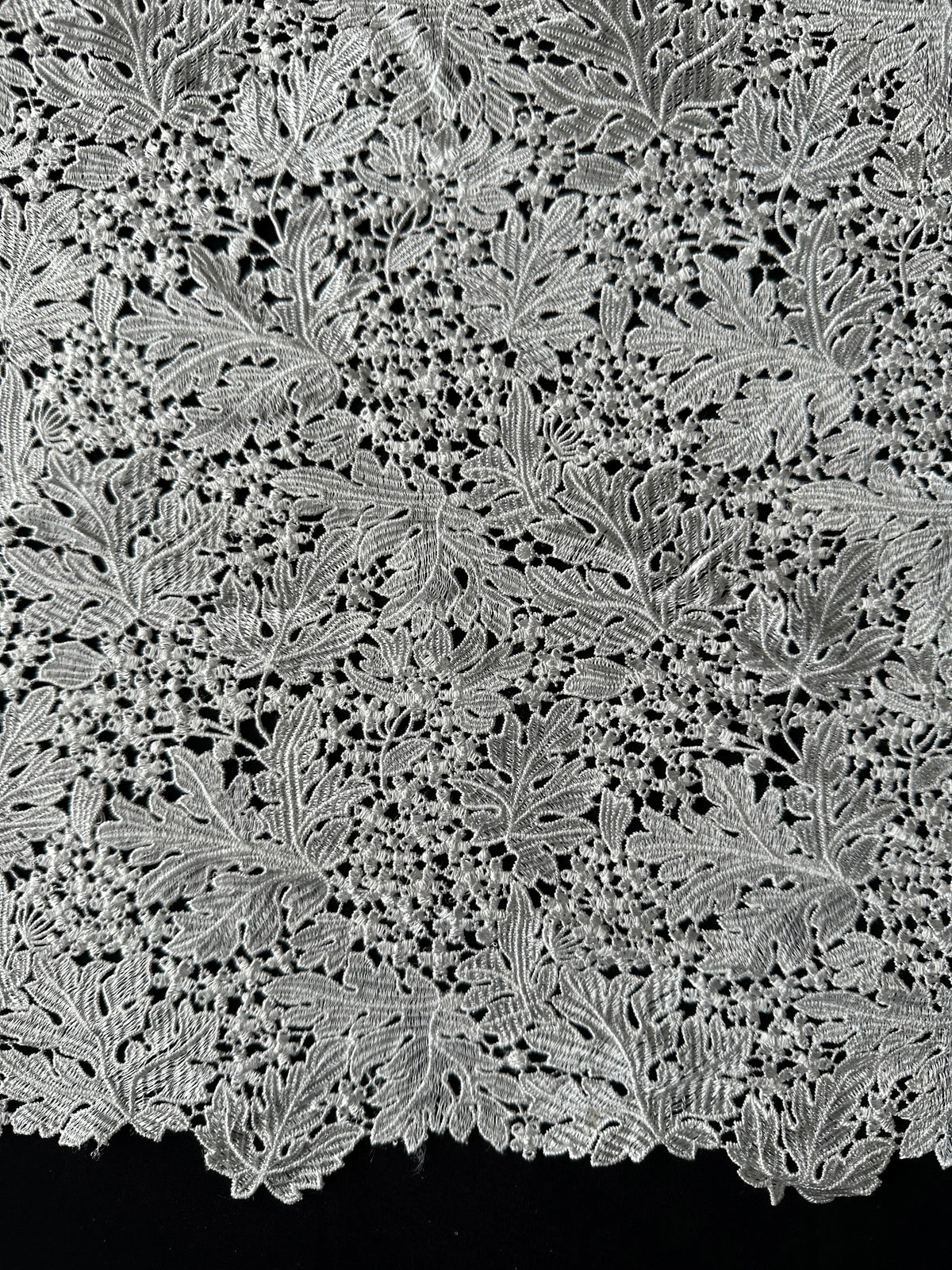 Ivory Guipure Lace - LB2016