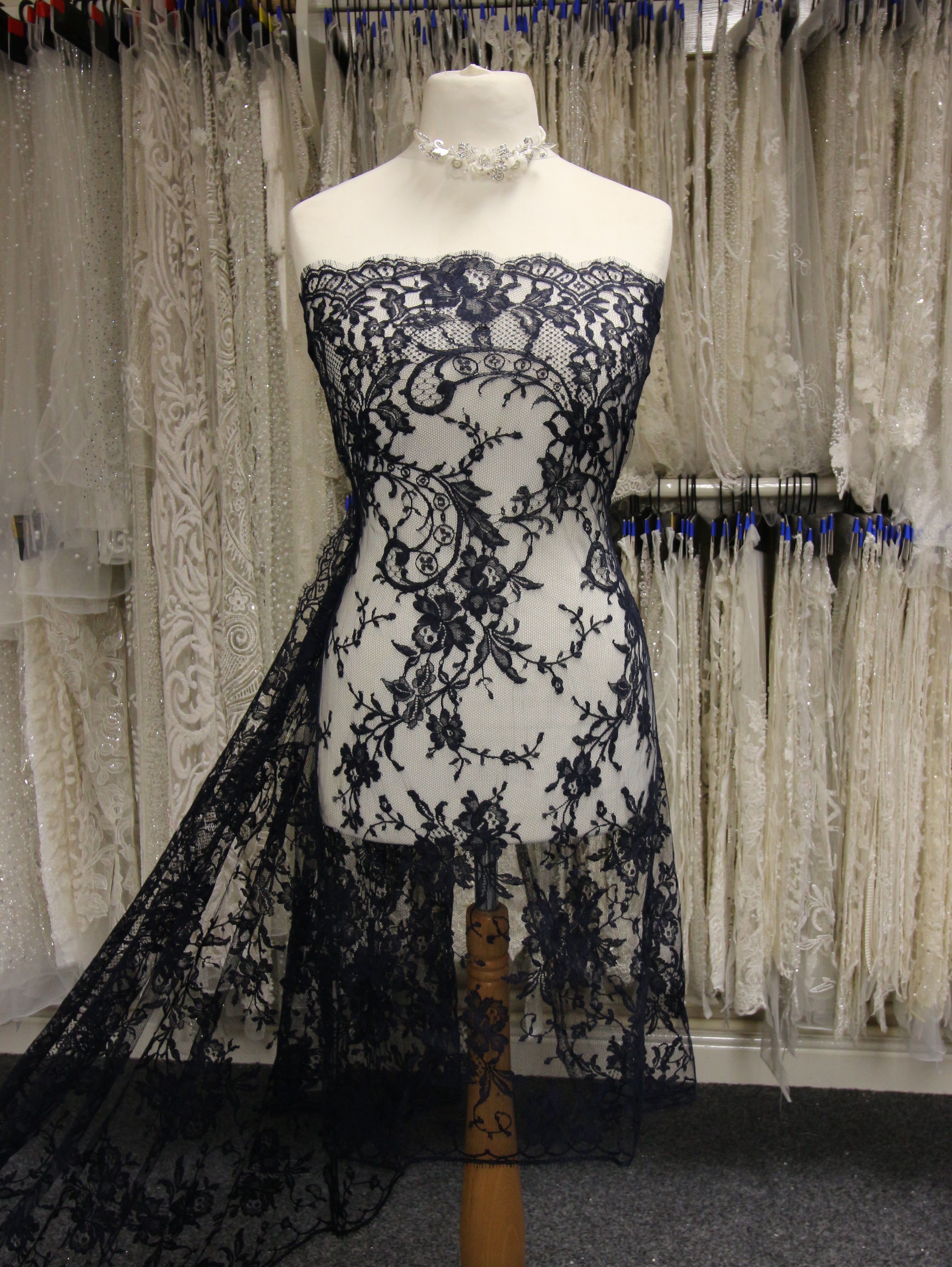 Black Chantilly Lace Kate
