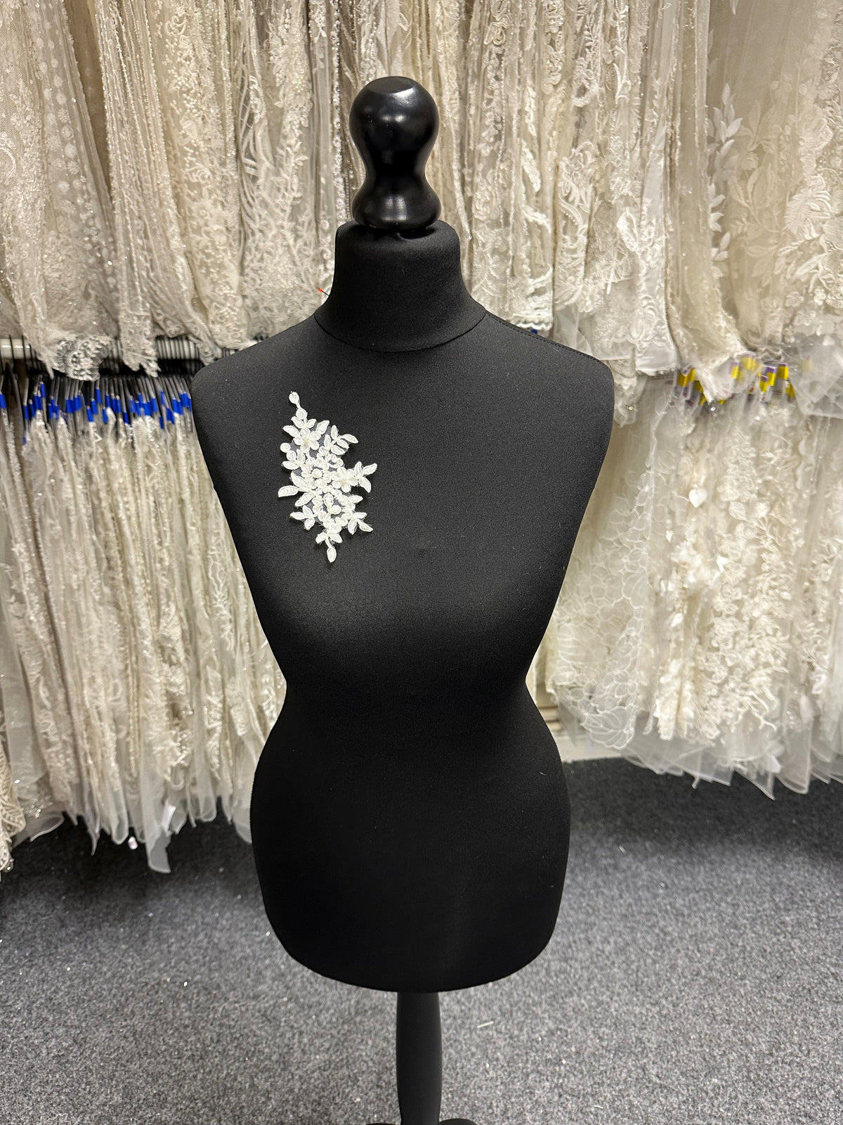 Ivory Corded Lace Applique - Optimism