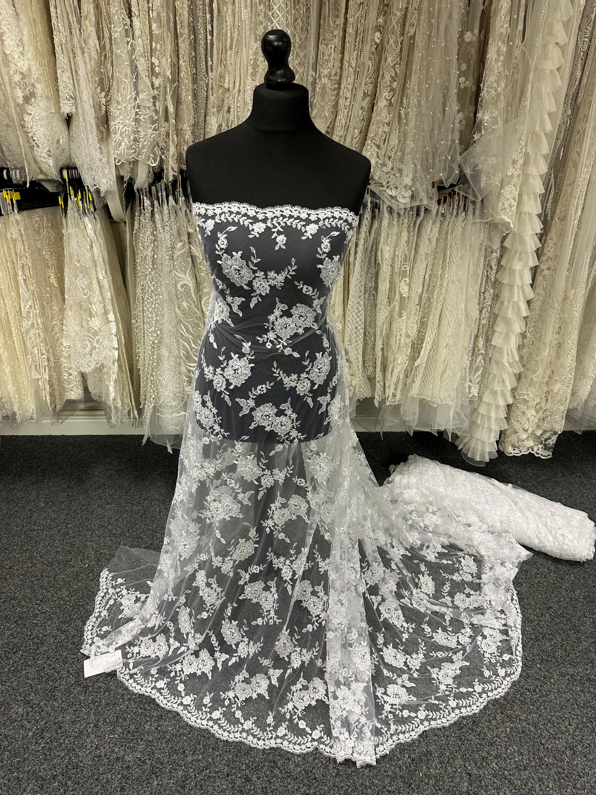 White Beaded Lace - P483