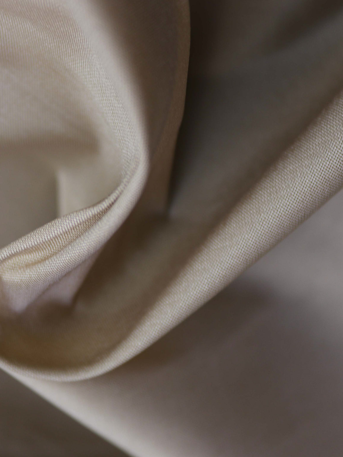 Light Gold Polyester Taffeta - P75