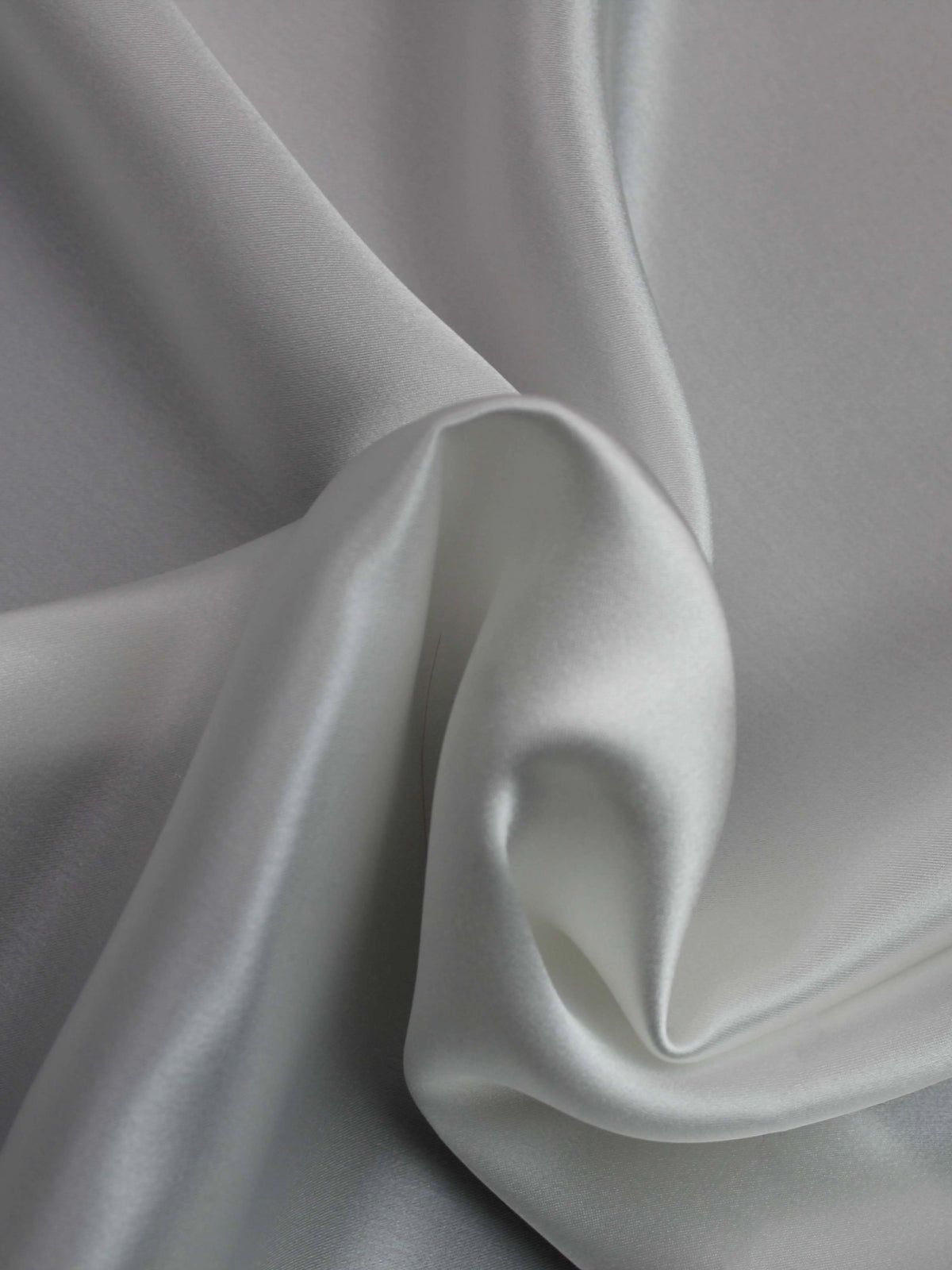 White Silk Satin - P761