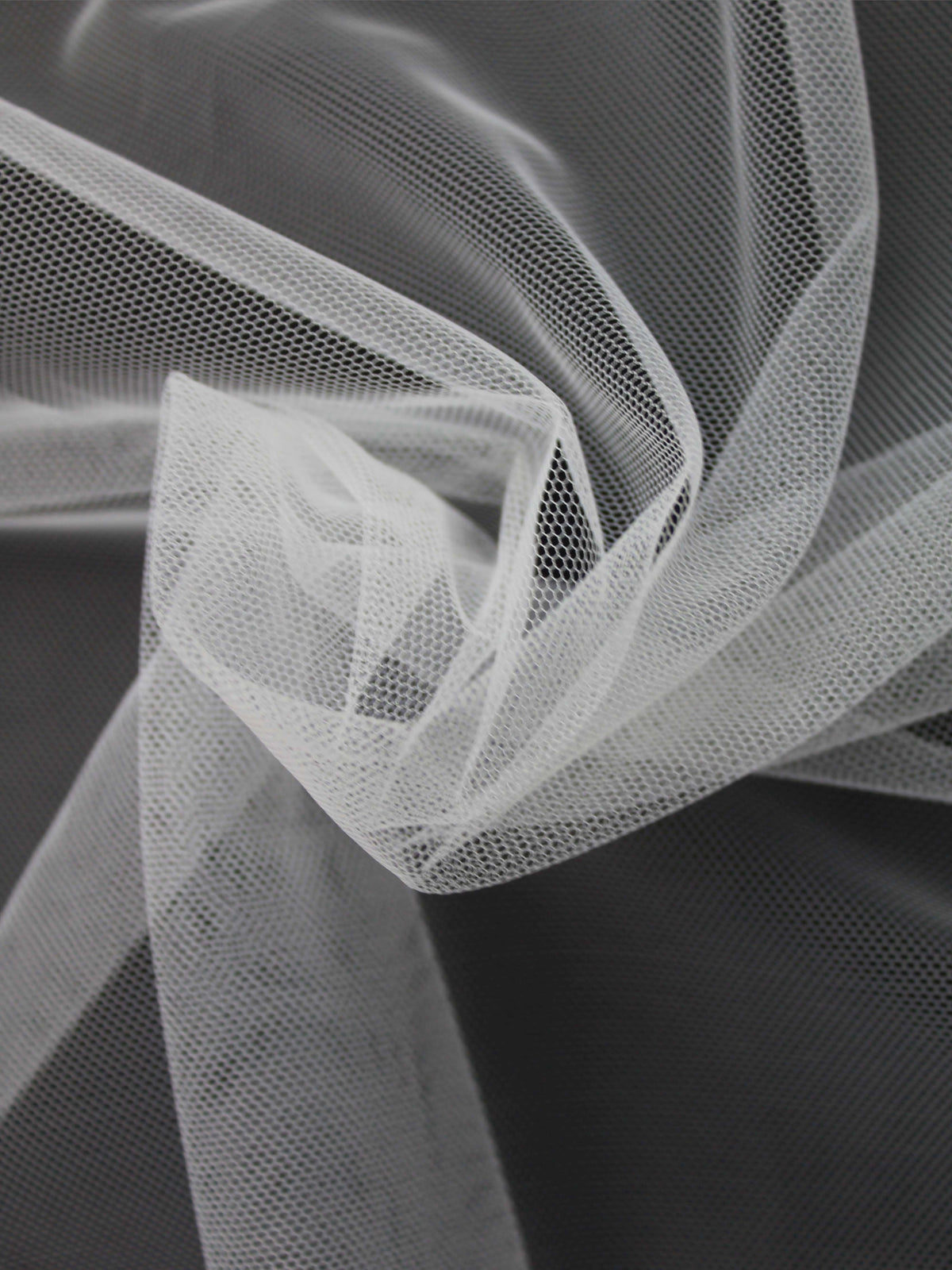 White (100) Tulle - P9