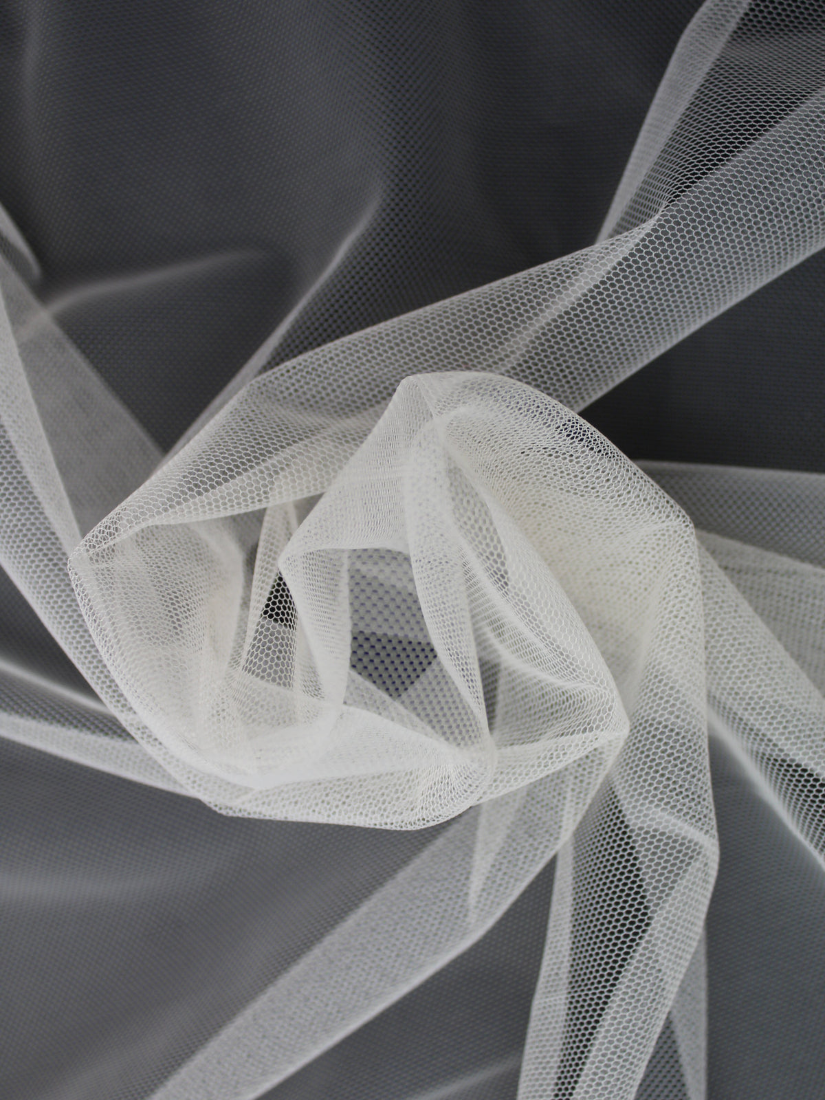 Light Peach (260) Tulle - P9