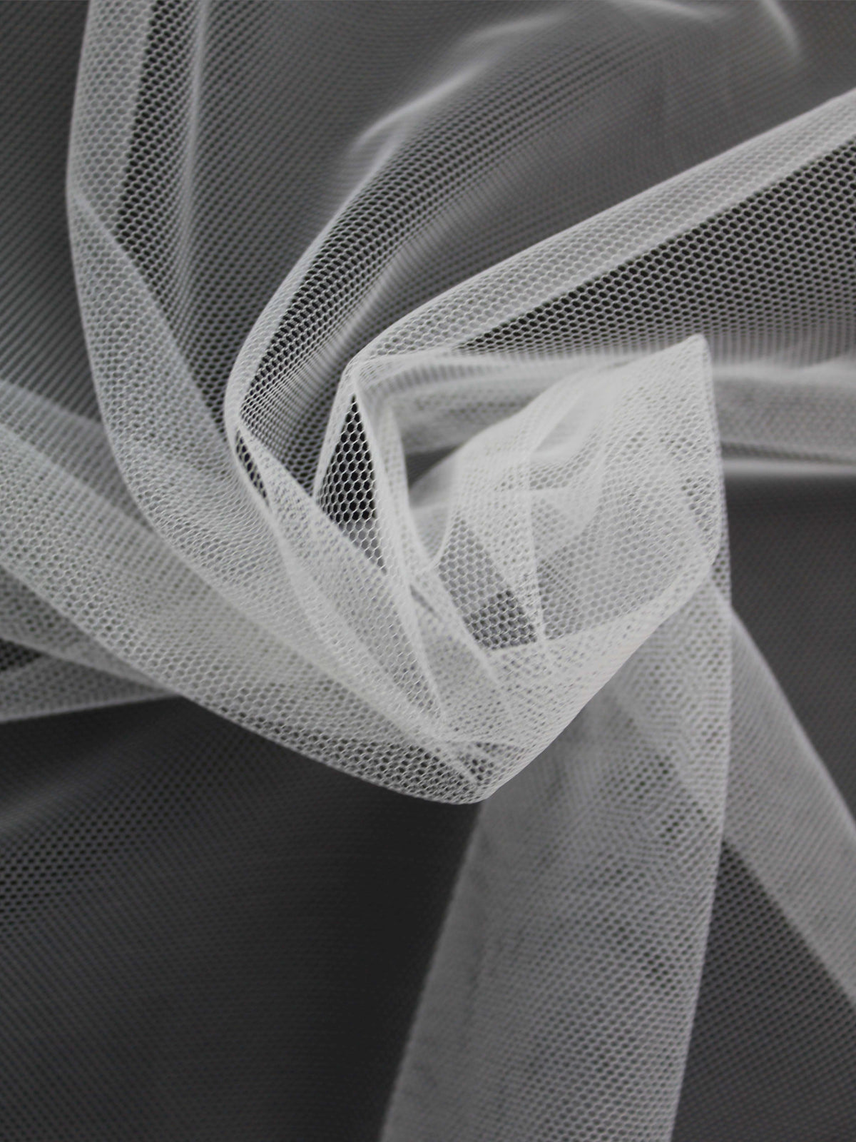 White (100) Tulle - P9