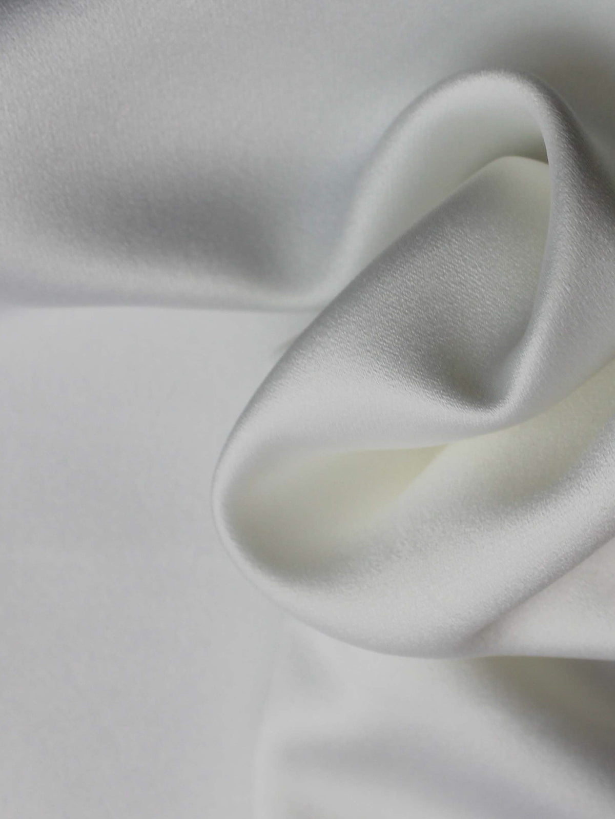 Ivory Soft Satin - PB1004
