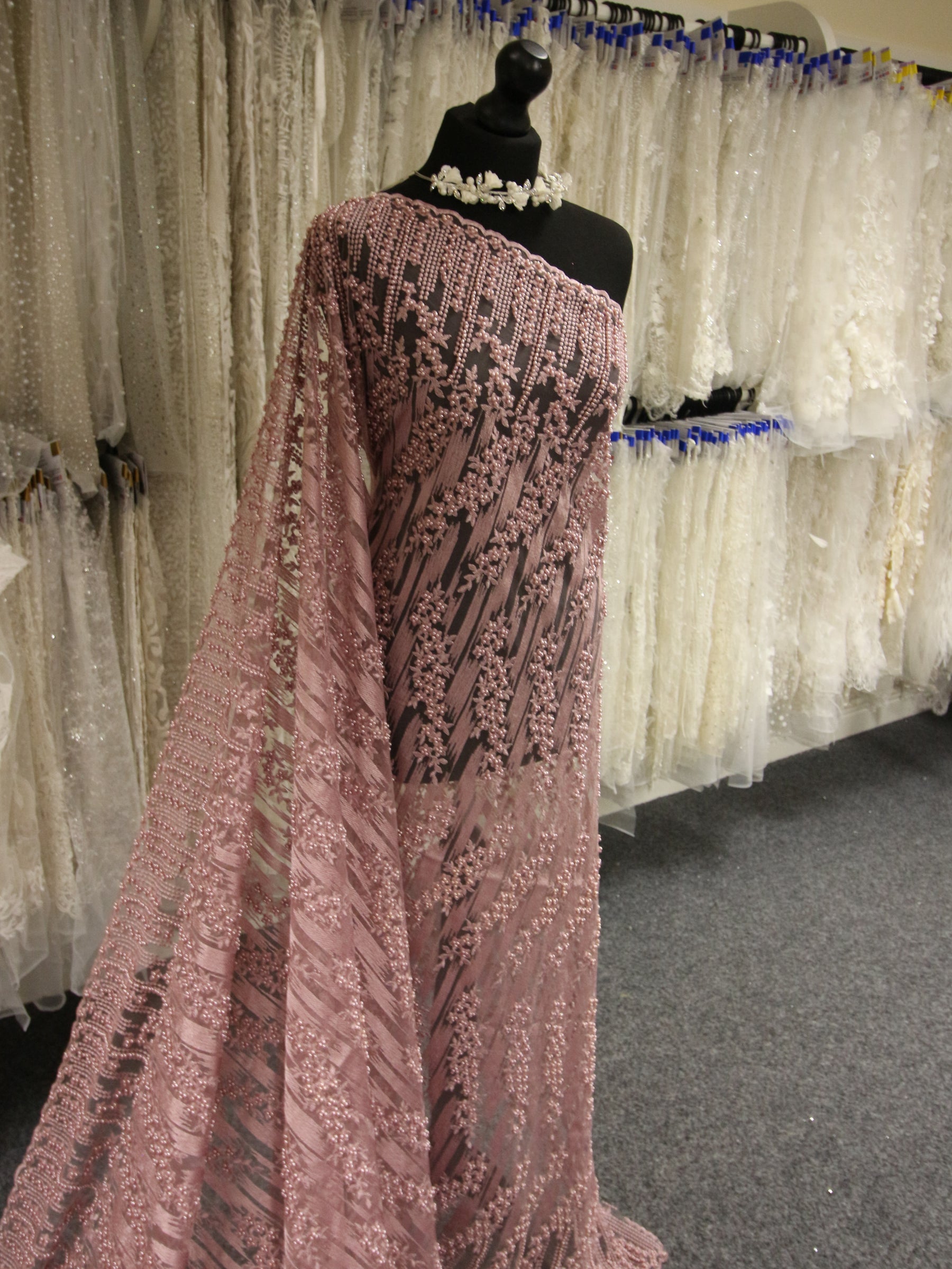 Pink Lace - Luana