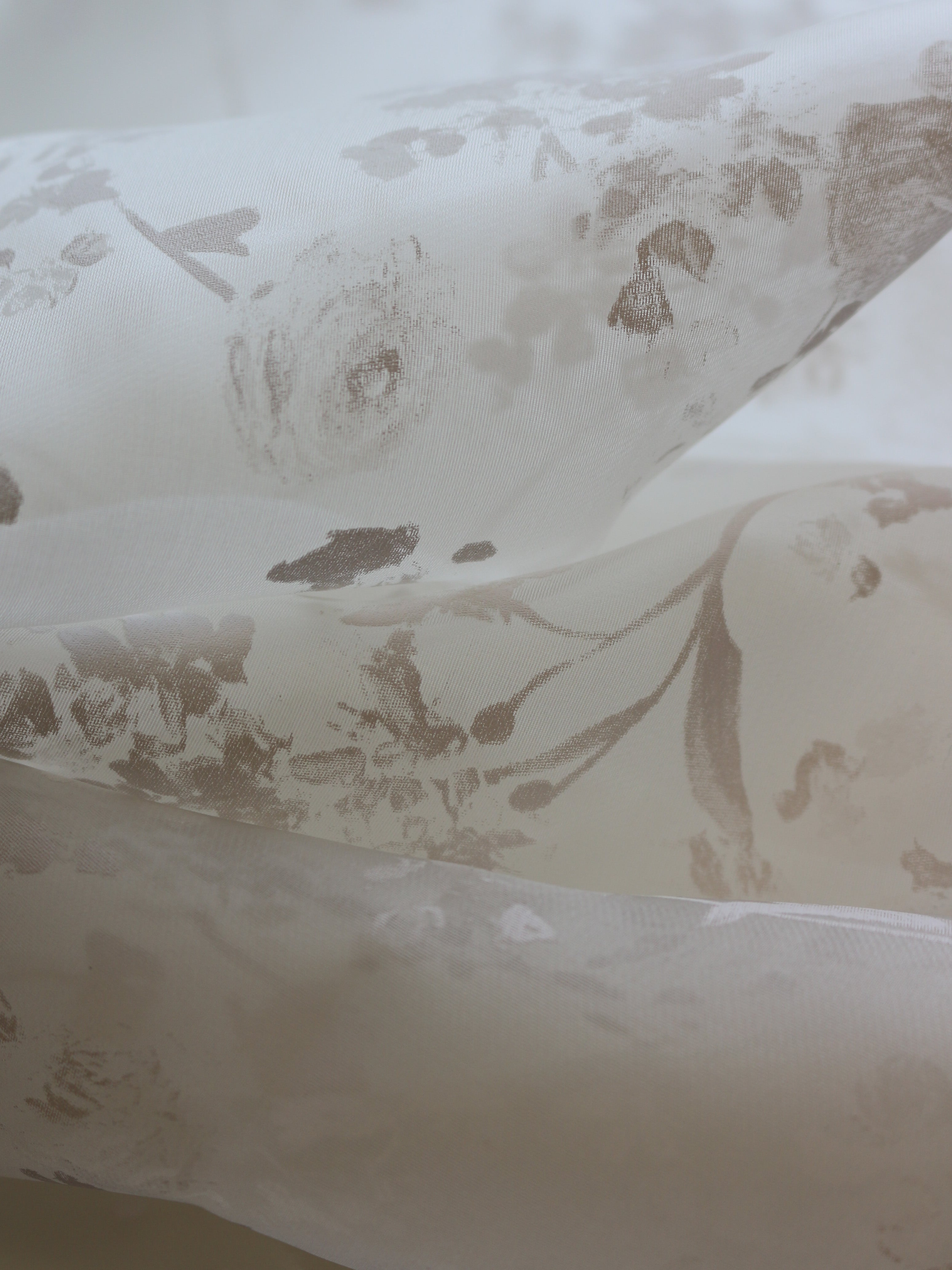 Ivory Printed Silk Organza Pr2005