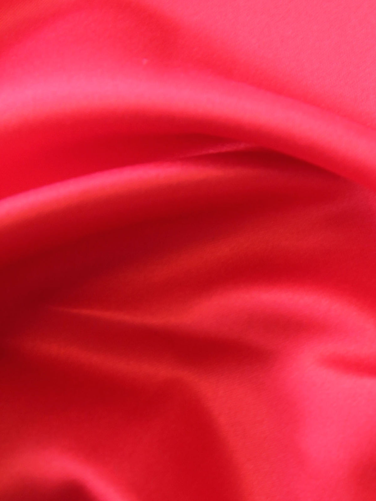 Red Silk Satin - Magnifique