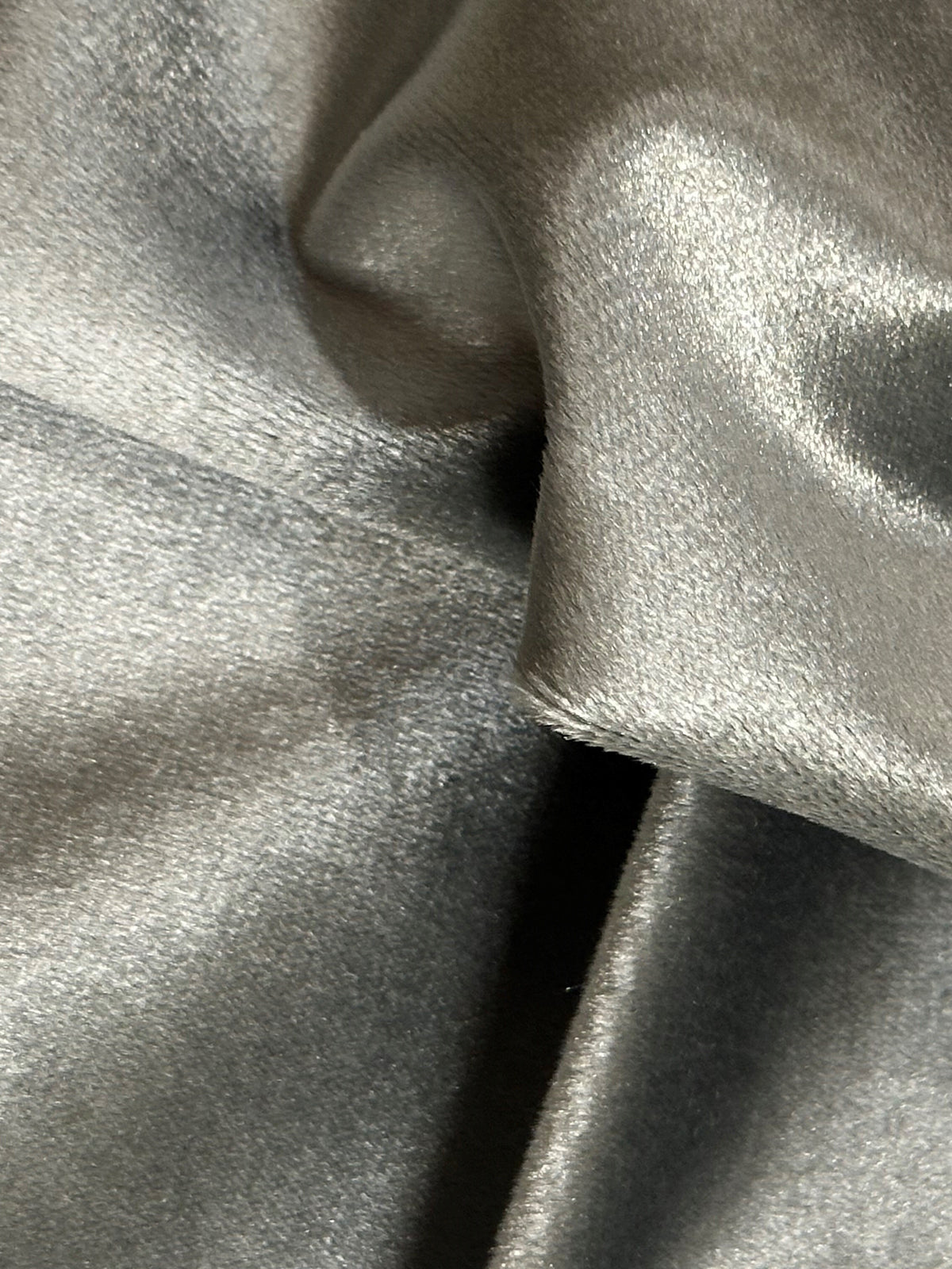 Silver Velvet - Lust