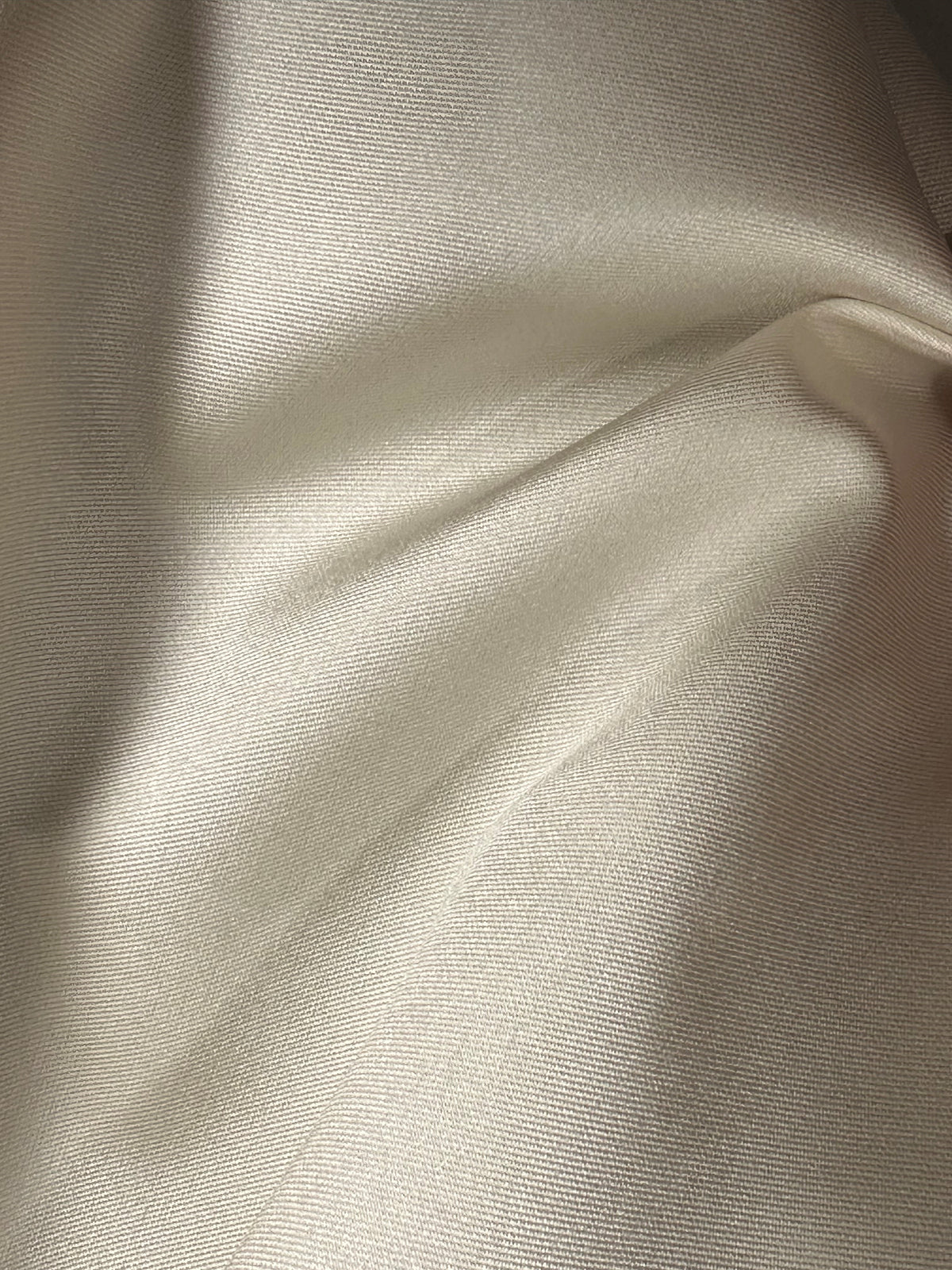 Ivory Silk Blend Mikado - P596